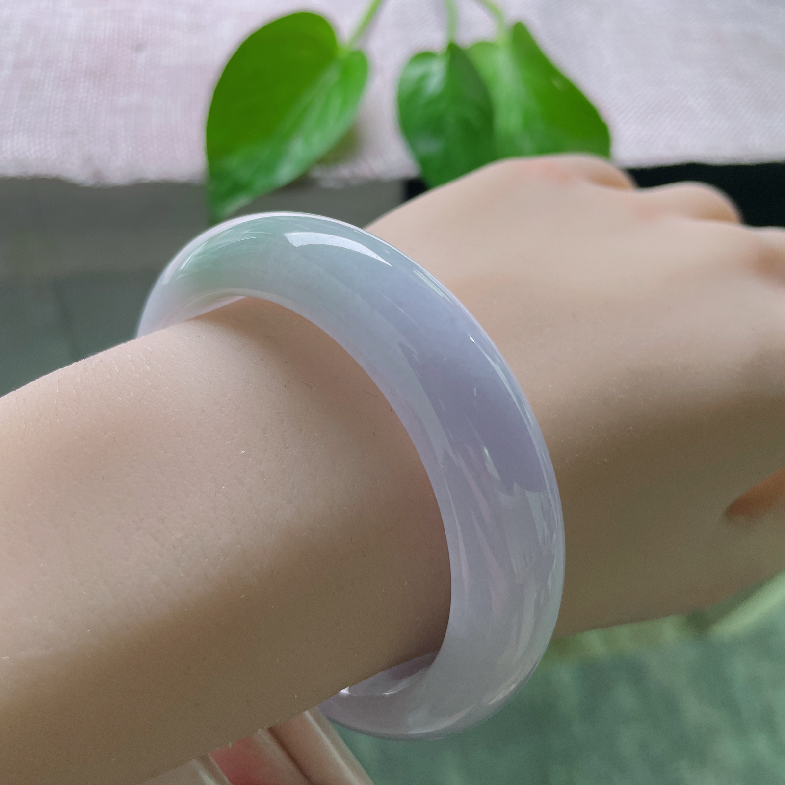 53.5/14.1/8.9紫罗兰正圈，细润，种老，回眸一笑胜星华，宽版..