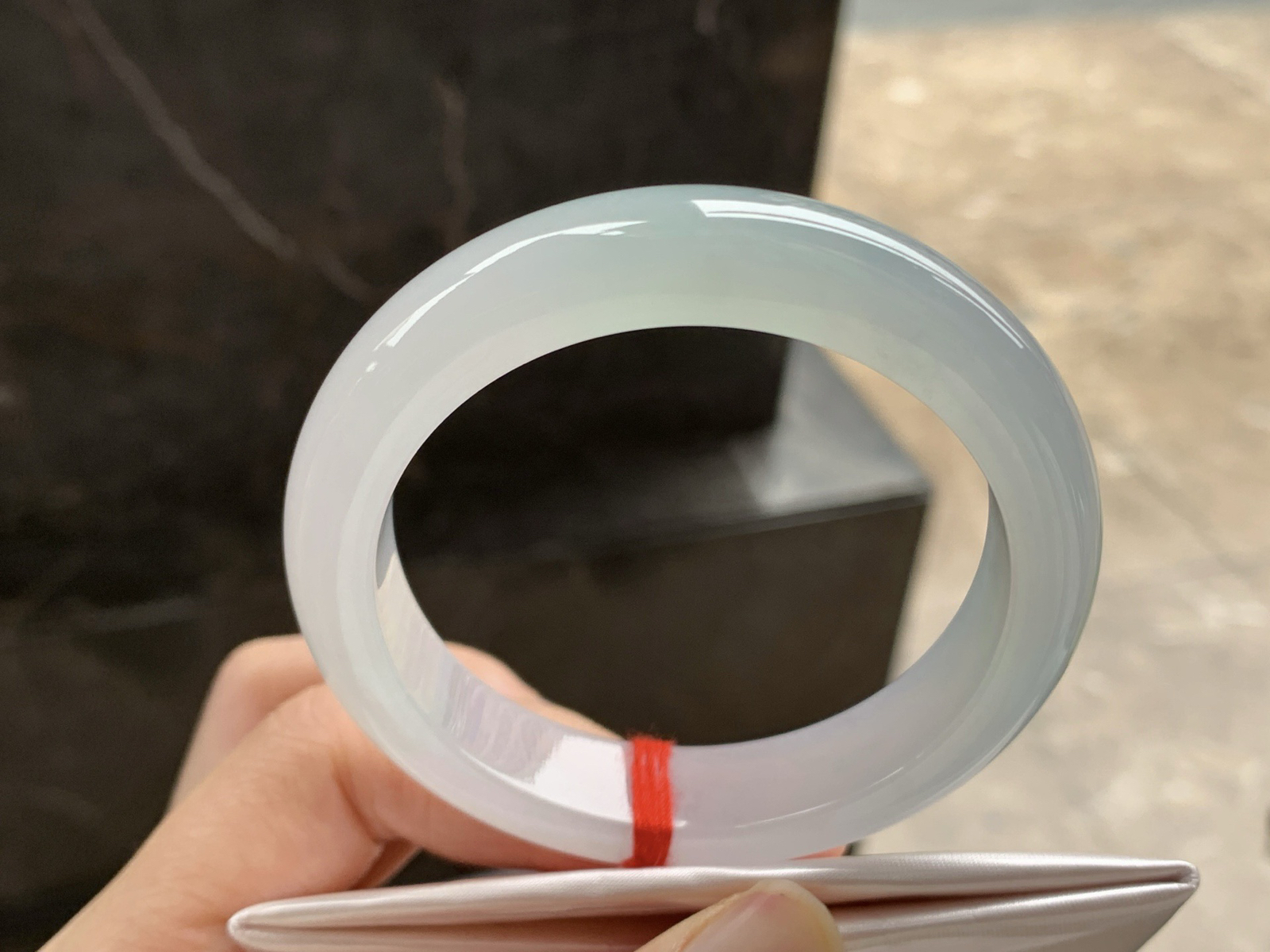 55-12.7-9

冰种手镯^_^清新 细腻