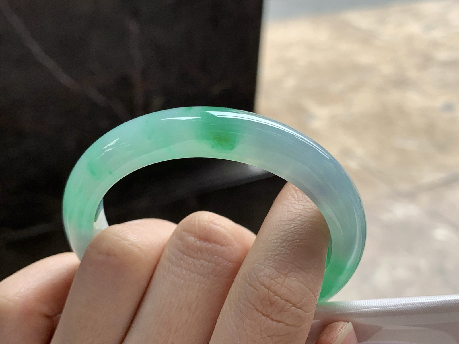 51-6.9-7.8

飘绿手镯^_^色阳