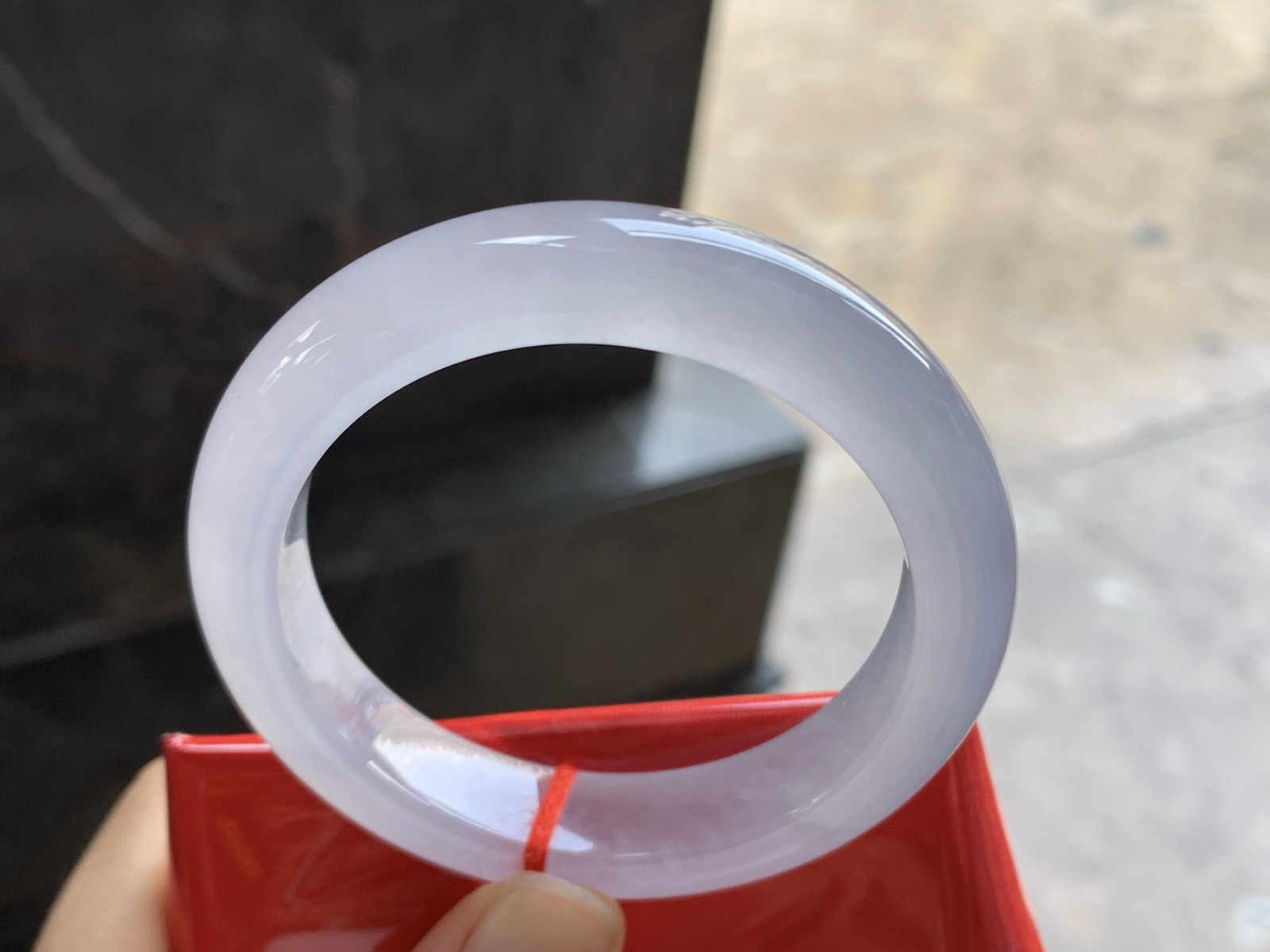 51-11.7-8.3

冰种手镯^_^透亮 荧光十足