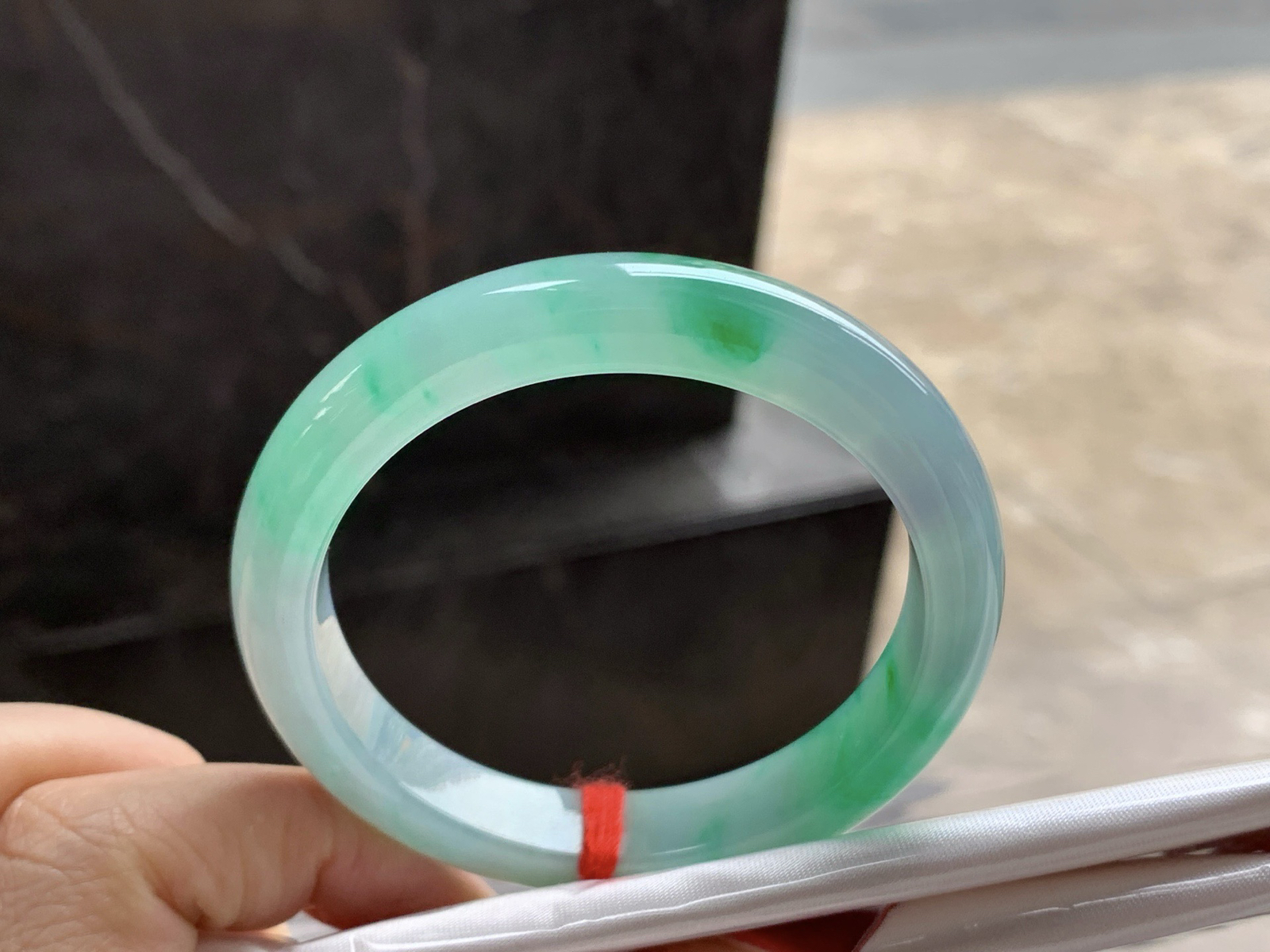 51-6.9-7.8

飘绿手镯^_^色阳