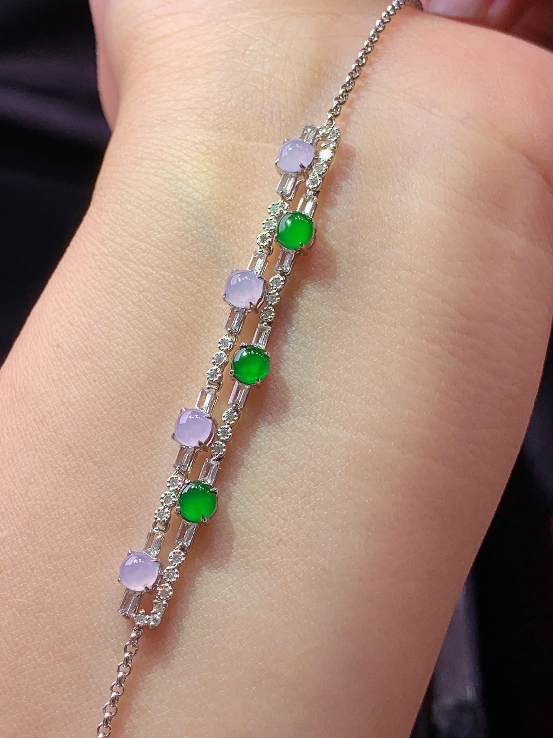 18k金钻镶嵌紫罗兰搭配满绿蛋面手链 玉质细腻 色泽艳丽清新 水润亮眼 整体尺寸160*5*4c5