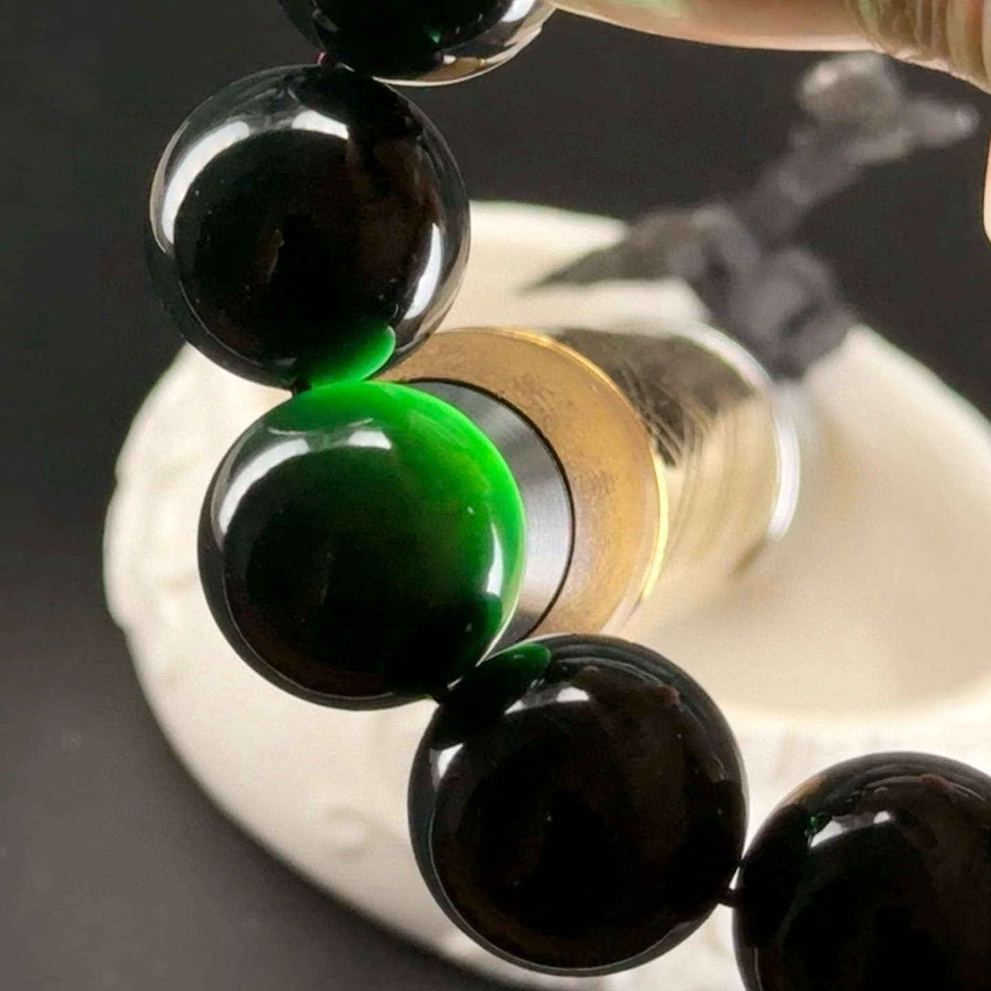 精品墨翠大尺寸手串 种好色正 黑度够 打灯通透 性价比超高 尺寸17