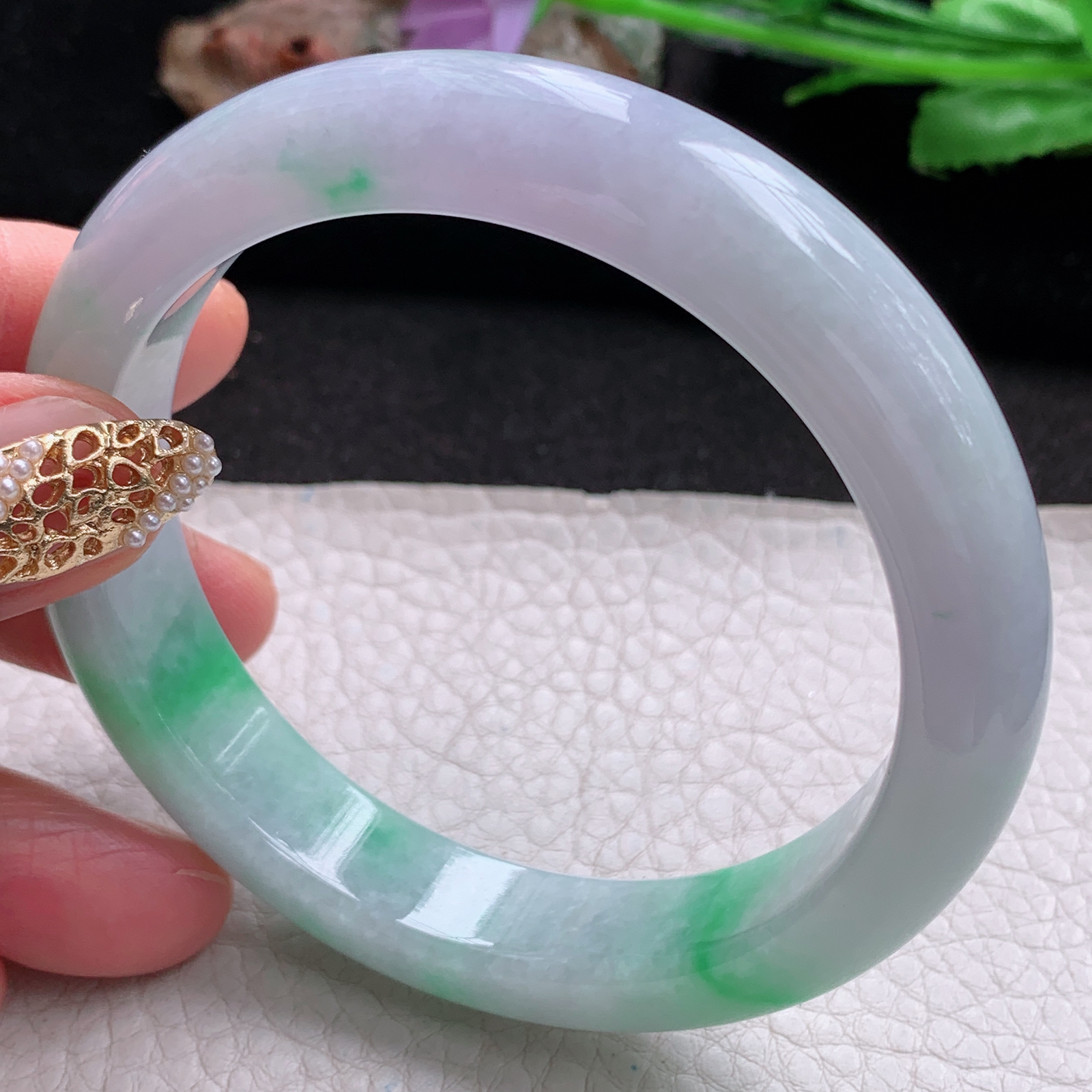 hy大圈口60*12.5*9平安镯 天然翡翠a货手镯飘阳绿胶感正圈玉镯子