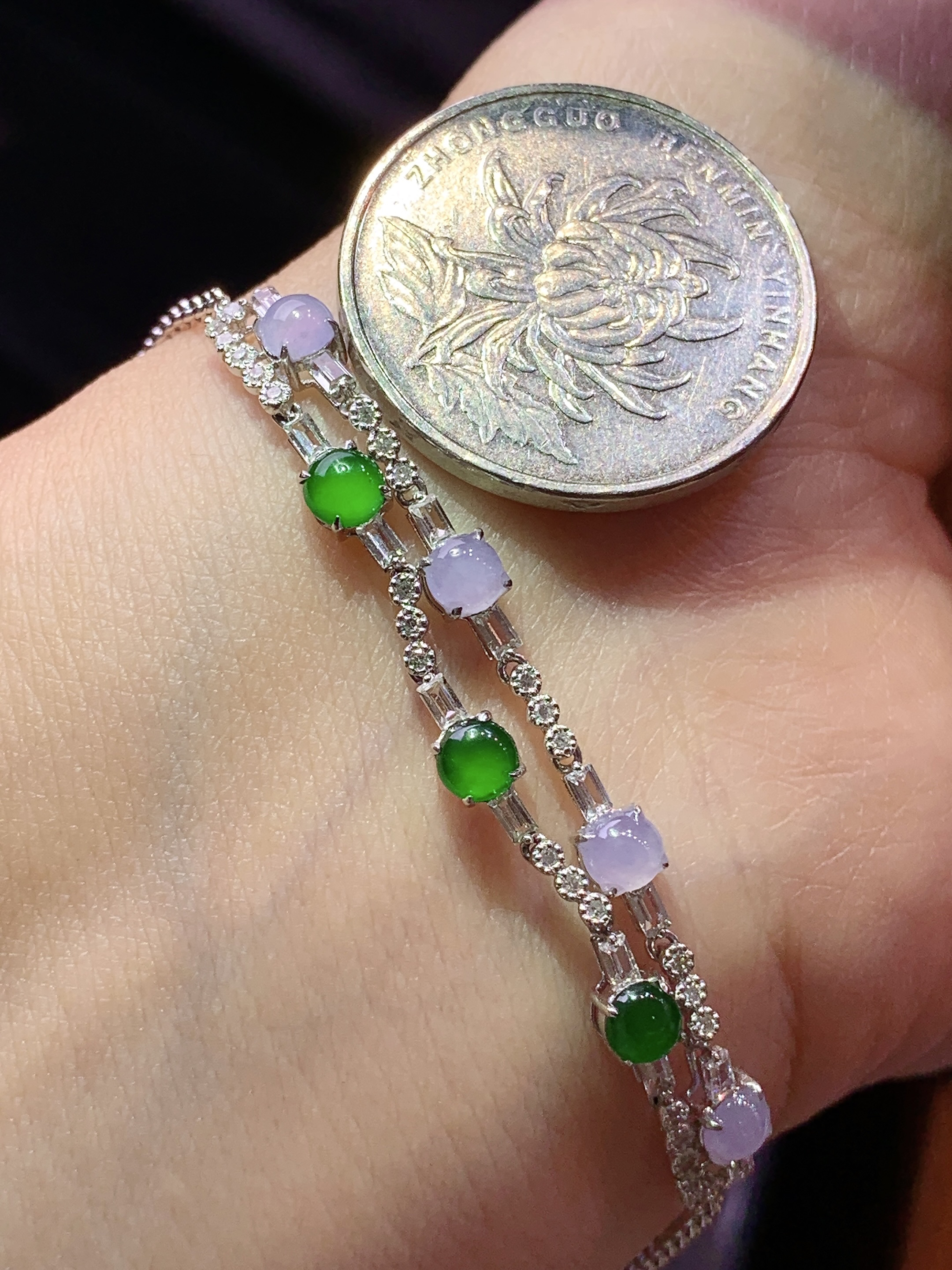 18k金钻镶嵌紫罗兰搭配满绿蛋面手链 玉质细腻 色泽艳丽清新 水润亮眼 整体尺寸160*5*4c5