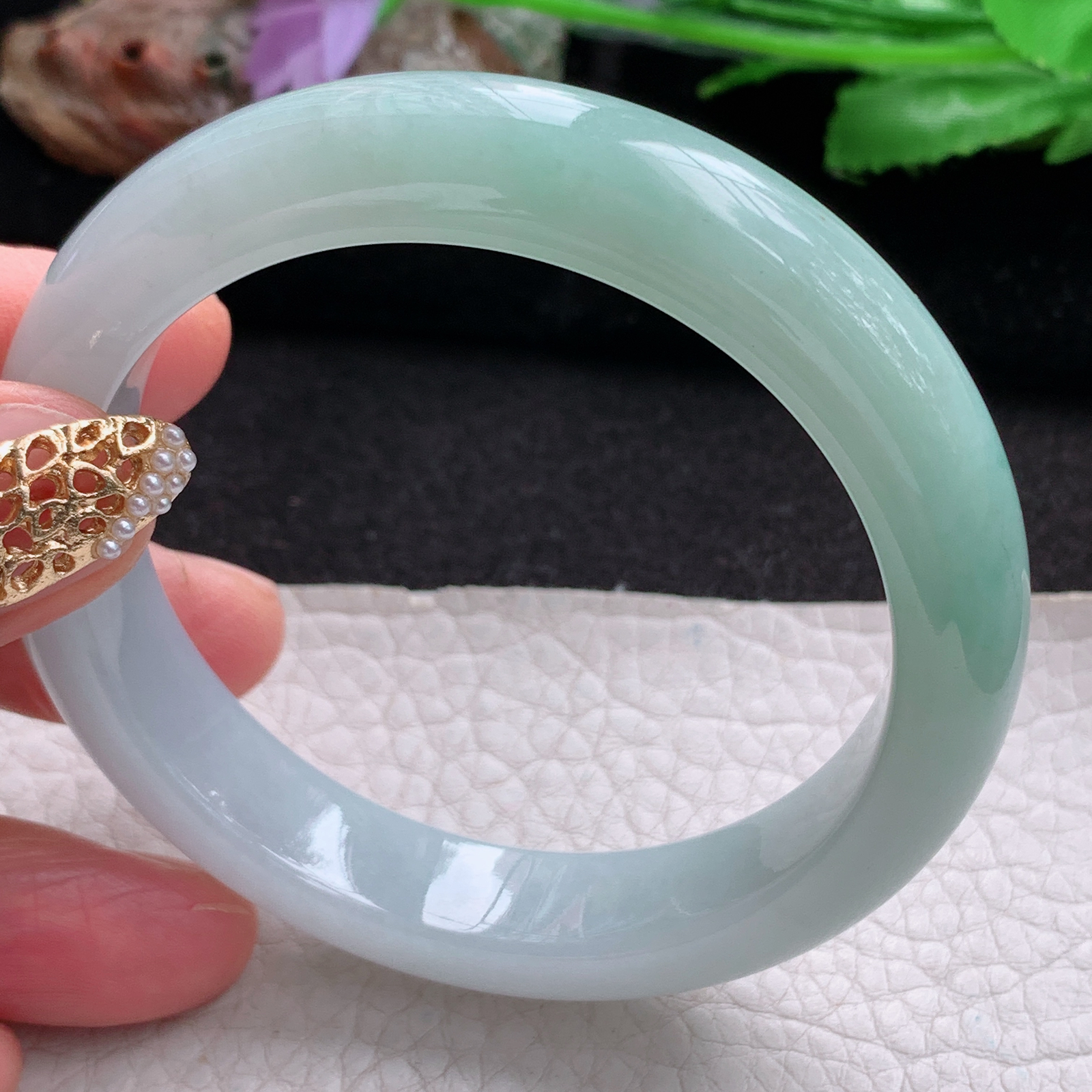 js实拍55*12*8.3招财镯 天然翡翠a货手镯水润清新双彩正圈玉镯子