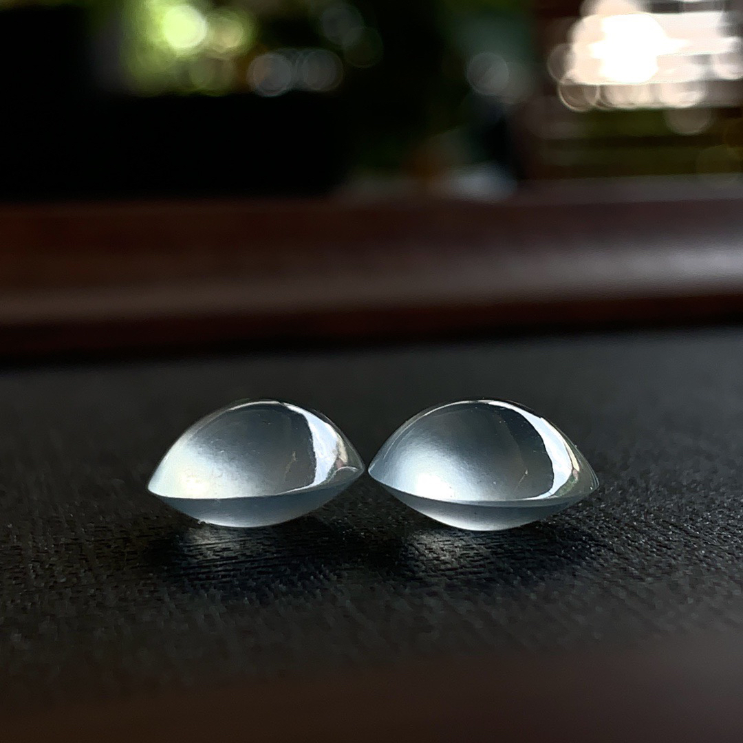 ️ 高冰蛋面一对，水头十足，胶感满
尺寸10.5×9.7×5.5 / 10.4×9.5×5.5