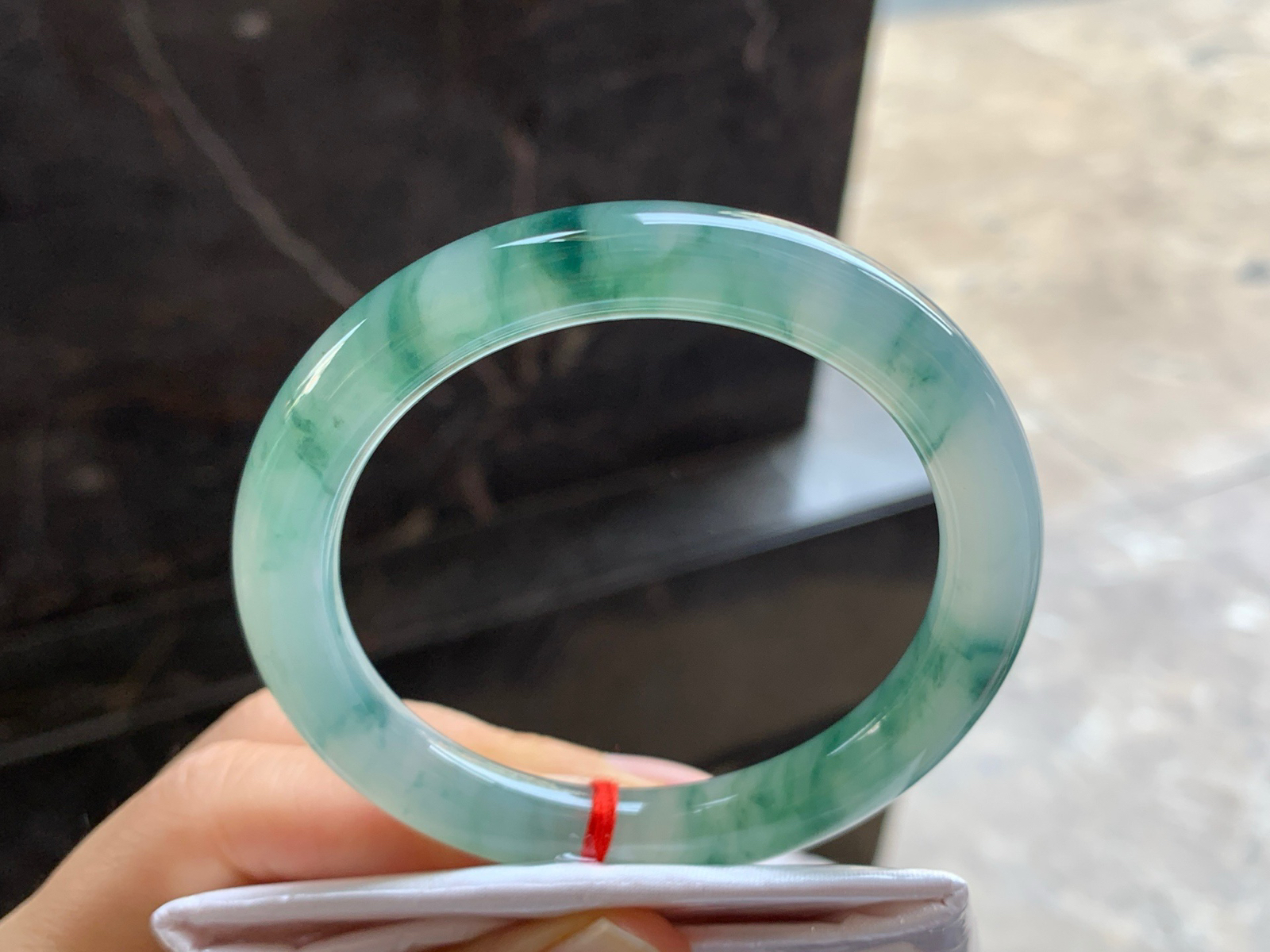 54-9.2

蓝花圆条手镯^_^飘花灵韵