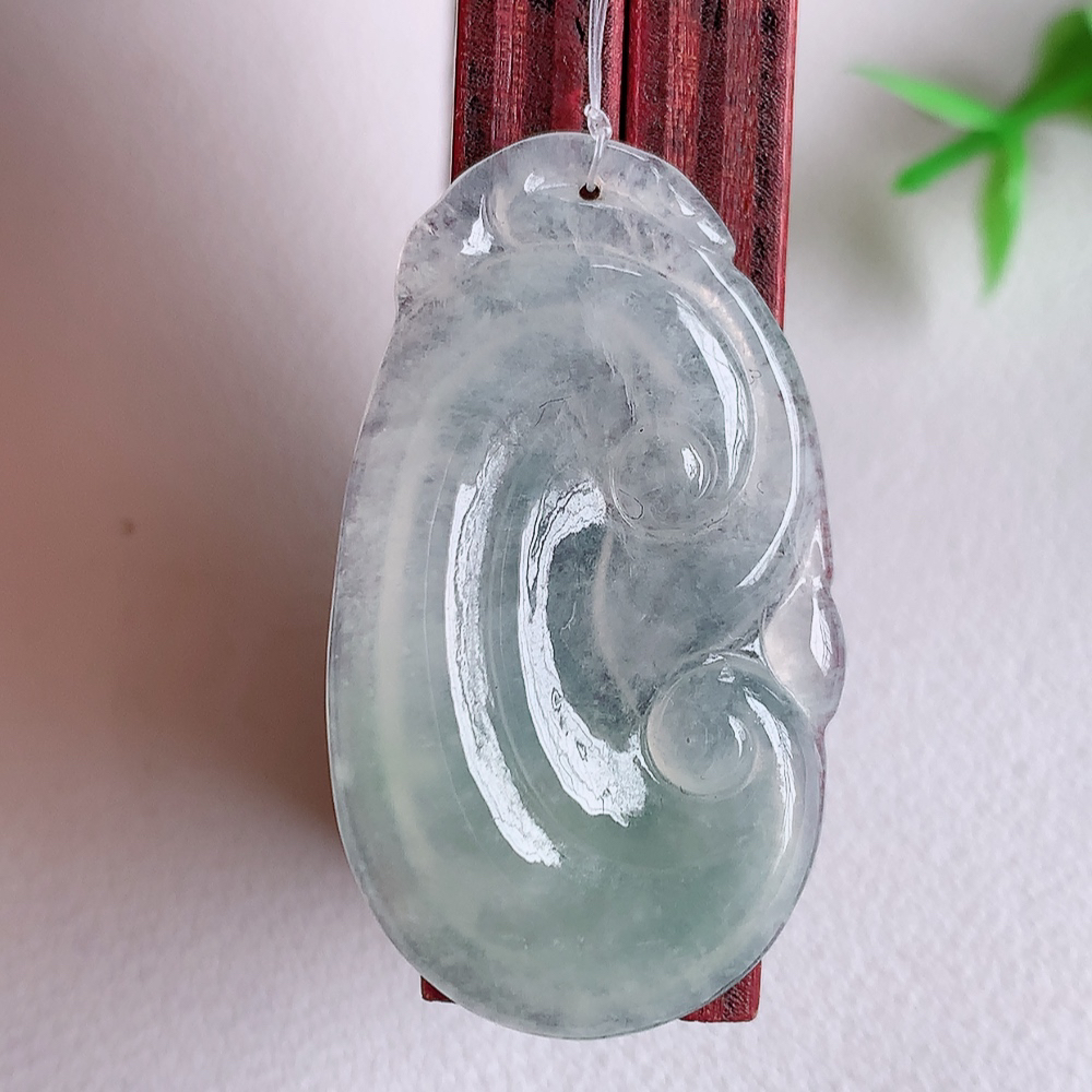 冰润吉祥如意翡翠吊坠  寓意“万事如意，吉祥如意,福寿绵长 心想事成”饱满大气，通透水润  W49.11  尺寸：37-21.3-3.5mm