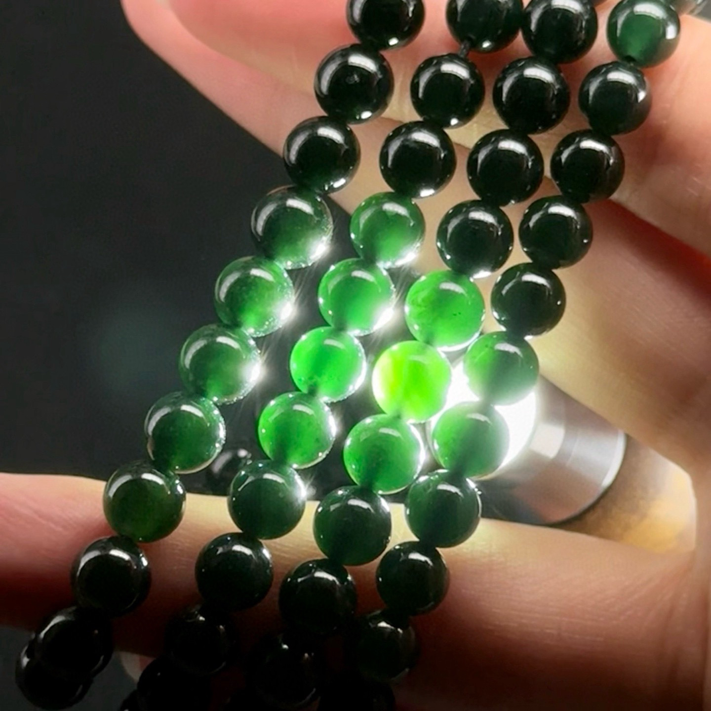 精品墨翠卡7mm长珠子手串 种好色正 黑度好 打灯通透