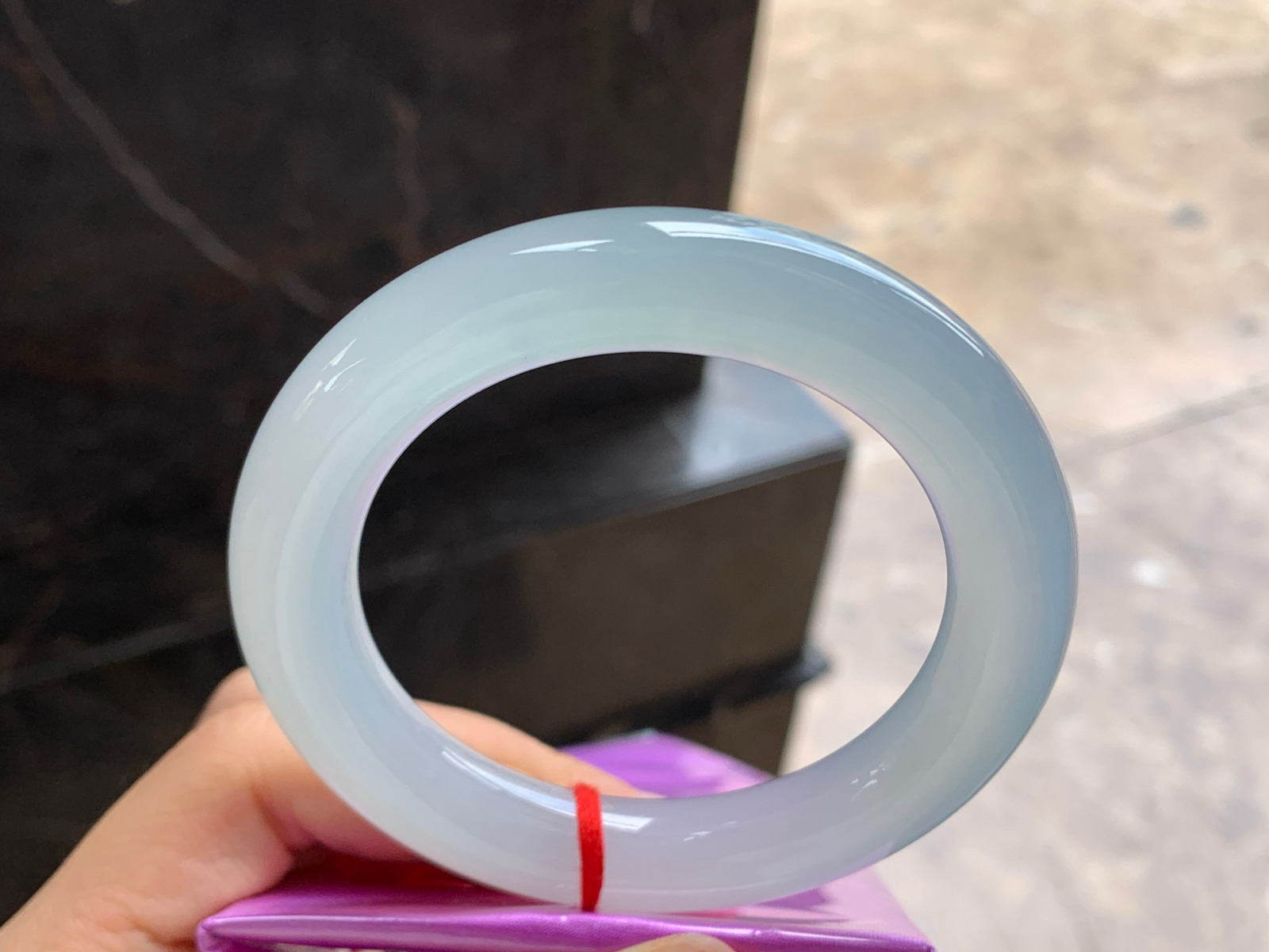 56-11.6

冰种圆条手镯^_^水润冰透 清新