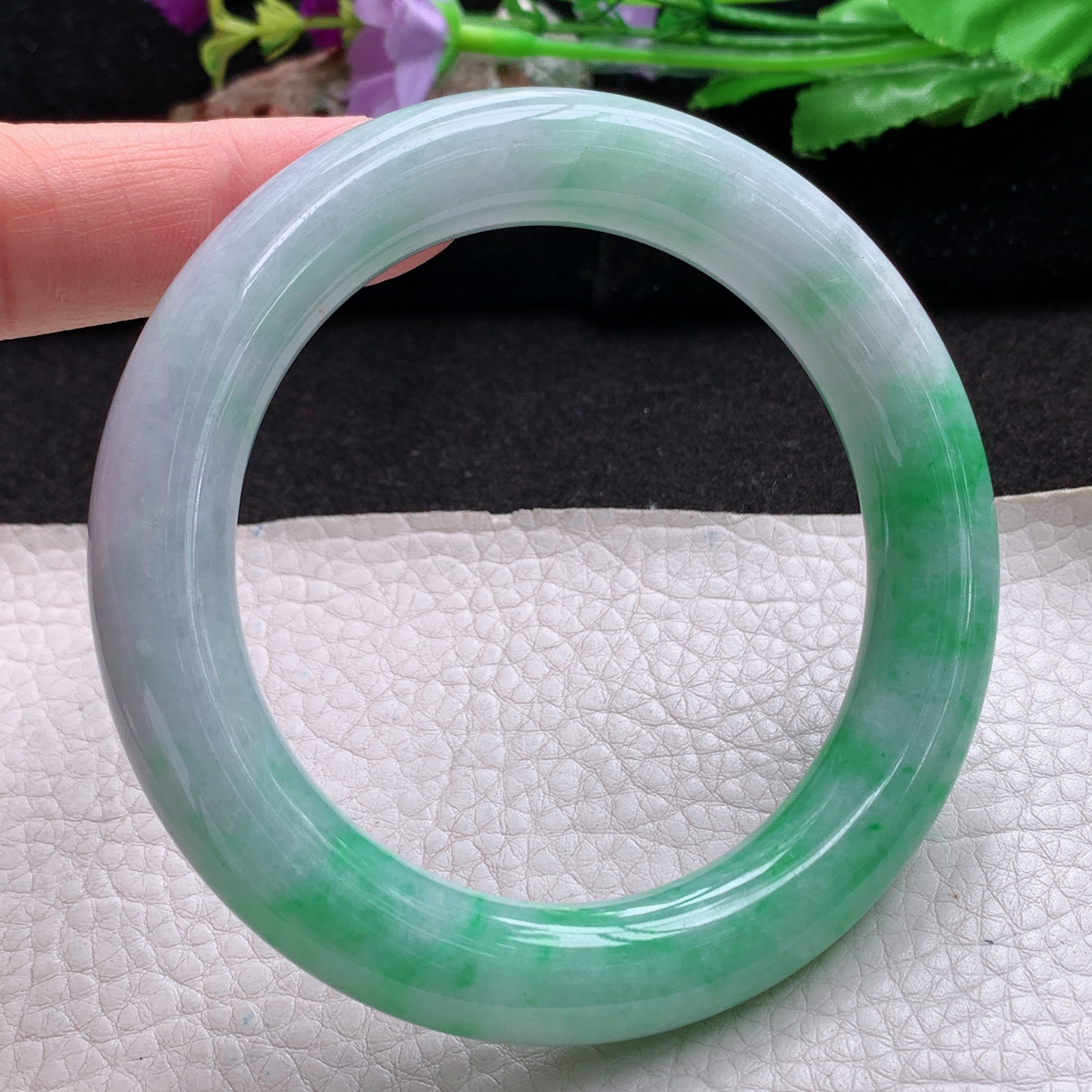 jx大圈口60*11.5*11.8招财美人镯 天然翡翠a货手镯飘绿花圆条正圈玉镯子