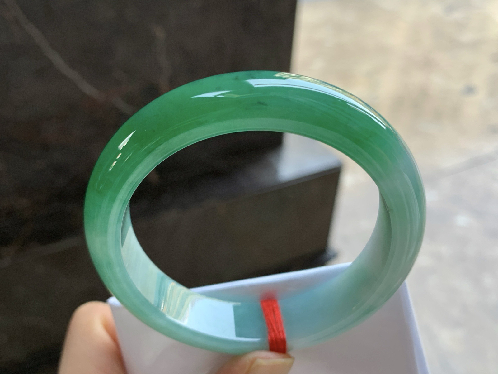 55-14-8.2

浓绿色手镯^_^颜色鲜艳