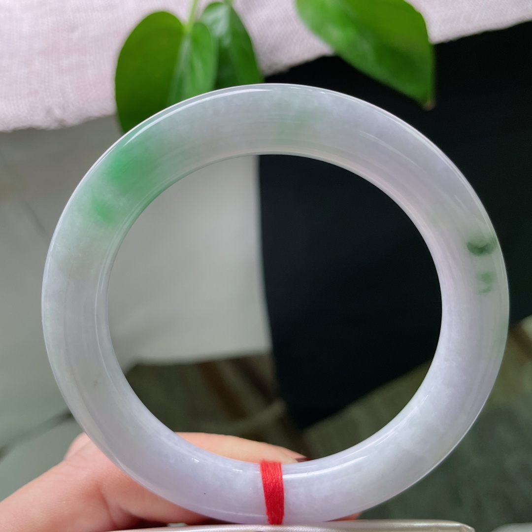 57/10.4，春彩圆条，是春天打翻了调色盘，最不经意，也最动人的那笔。有棉线，ss50744a