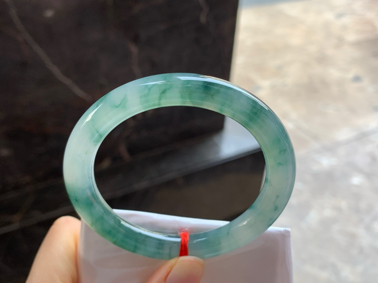 54-9.2

蓝花圆条手镯^_^飘花灵韵