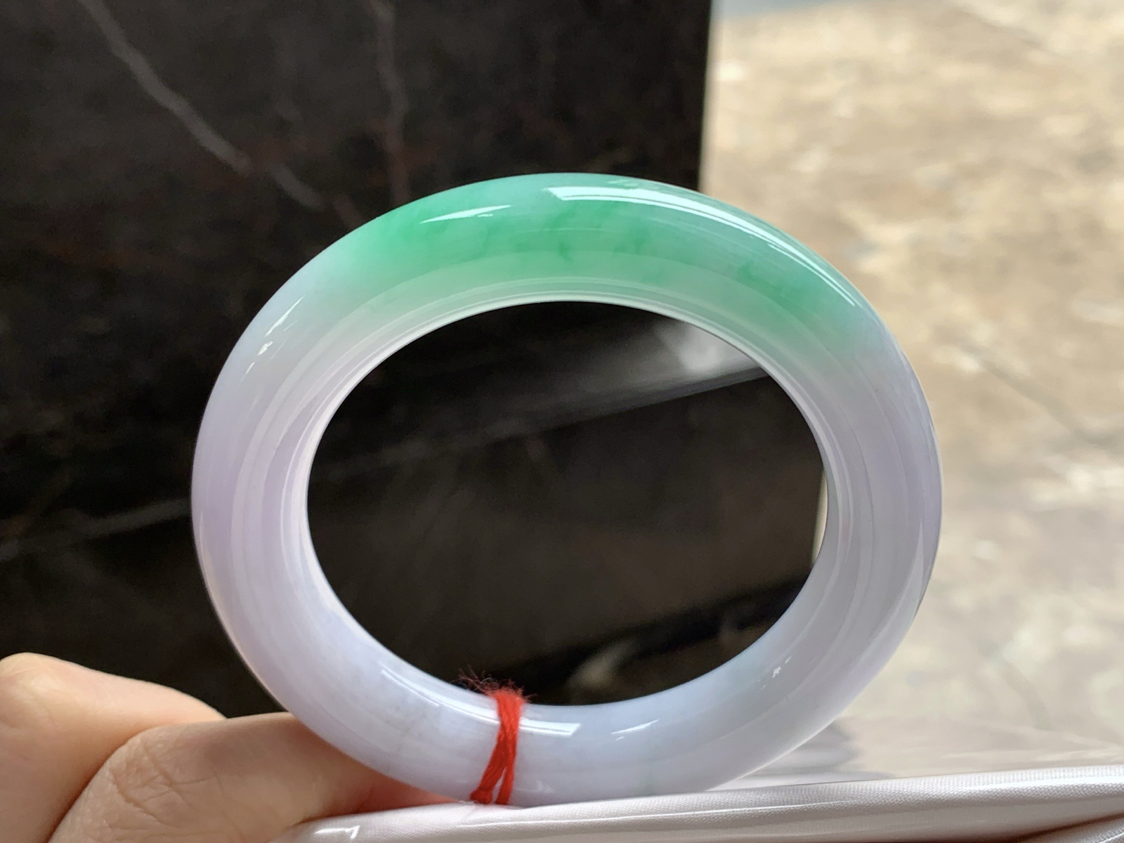 56.5-12.3

春带彩圆条手镯^_^鲜艳