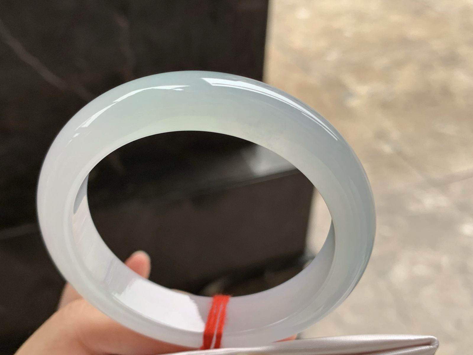 55-12.7-9

冰种手镯^_^清新 细腻