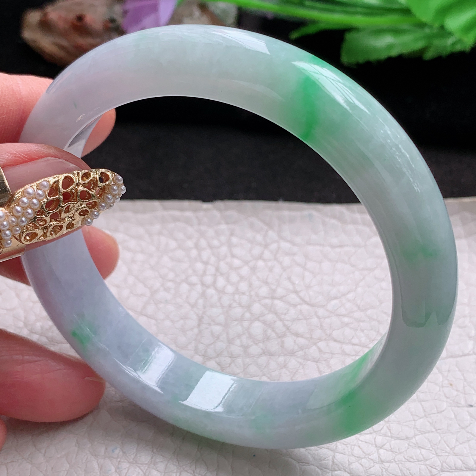 hy大圈口60*12.5*9平安镯 天然翡翠a货手镯飘阳绿胶感正圈玉镯子