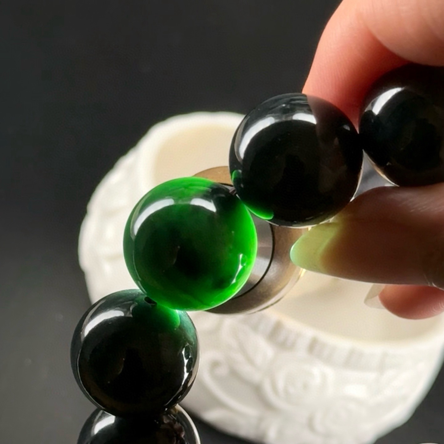 精品墨翠大尺寸手串 种好色正 黑度够 打灯通透 性价比超高 尺寸17