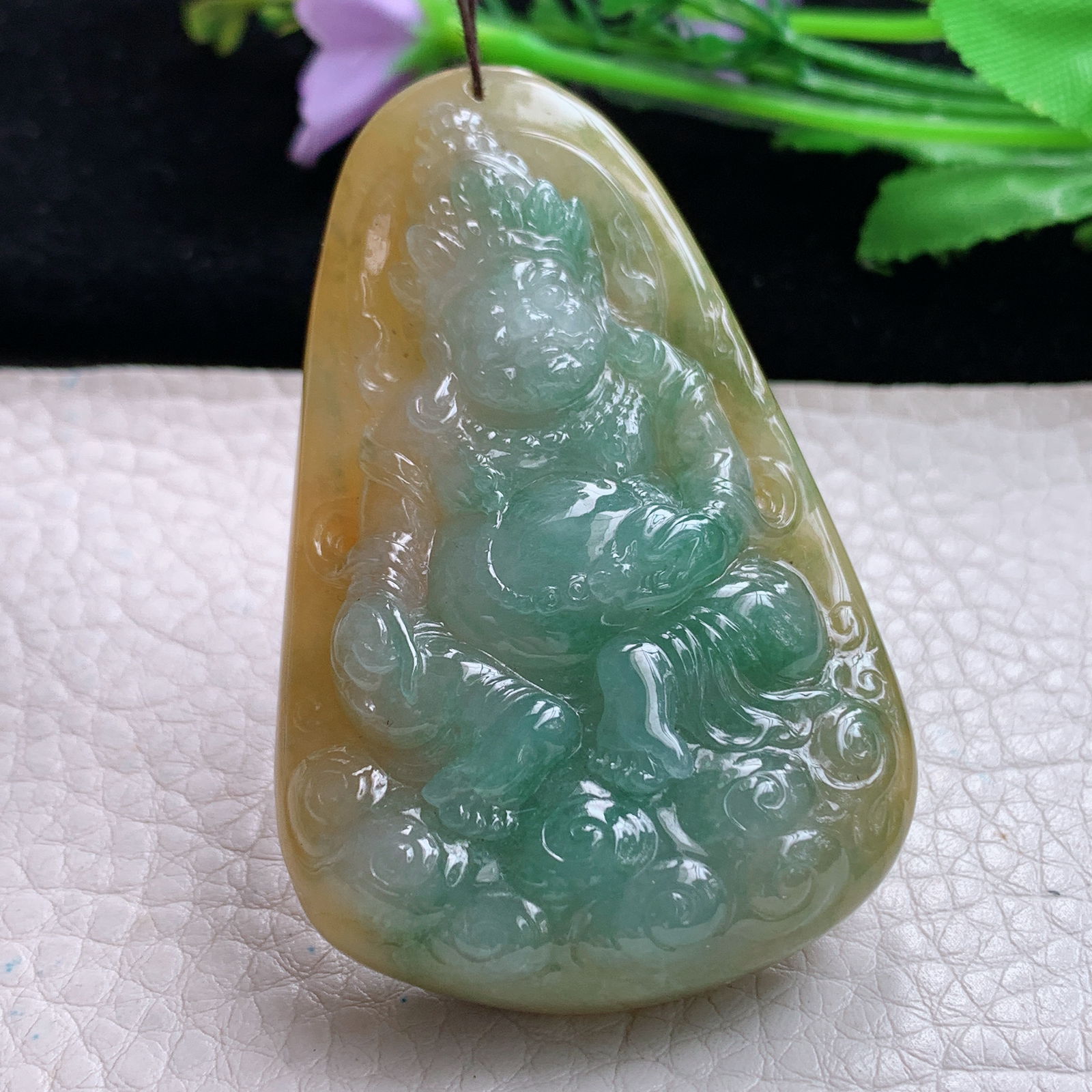 lz实拍63.9*40.8*13.9天然缅甸翡翠黄加绿黄财神 财爷玉吊坠 玉挂件