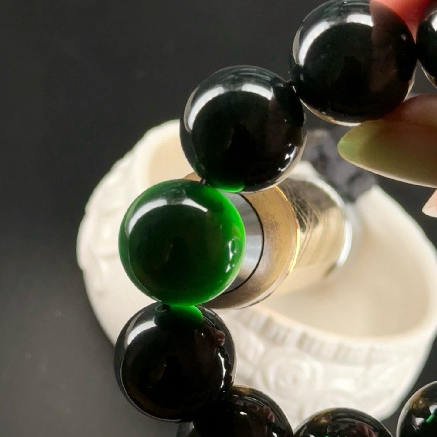 精品墨翠大尺寸手串 种好色正 黑度够 打灯通透 性价比超高 尺寸17