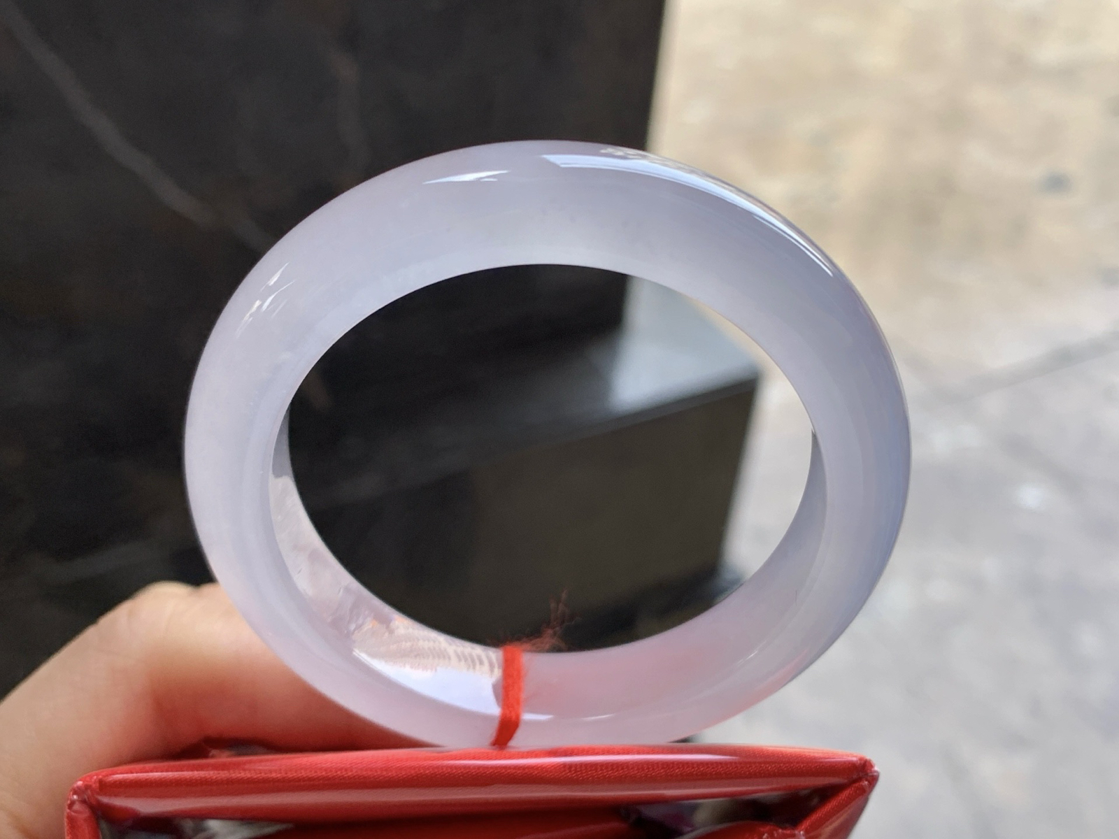 51-11.7-8.3

冰种手镯^_^透亮 荧光十足