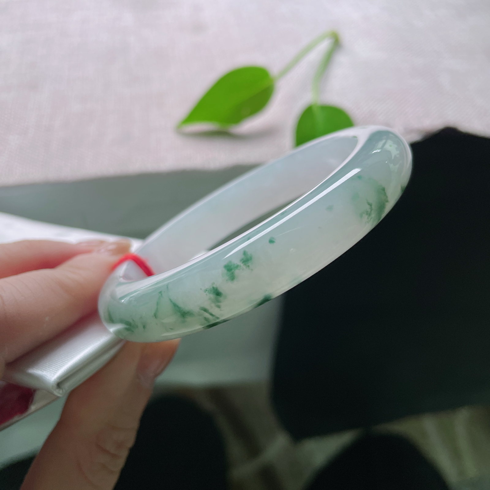 59.2/11.9/8.9，飘花正圈，冰底澄澈，飘花灵动， 无暇