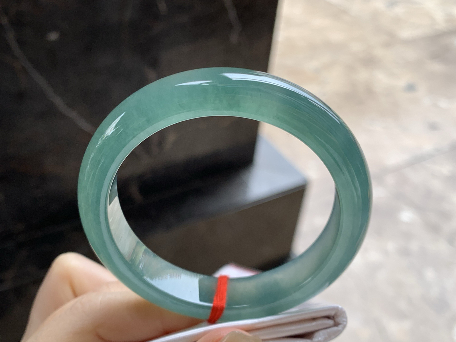 55-12.6-8.4

冰种老蓝水手镯^_^种老肉细 很耐看