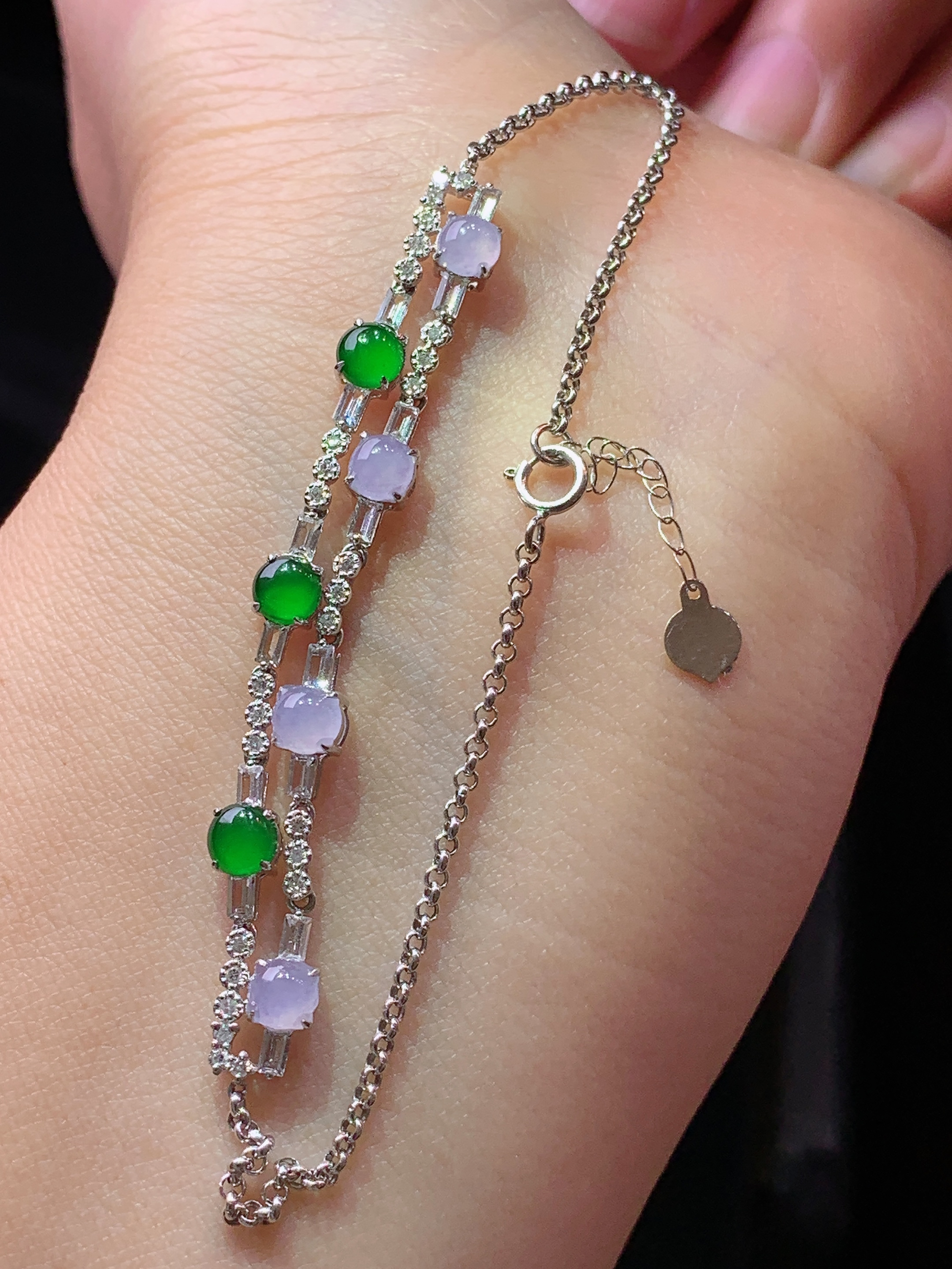 18k金钻镶嵌紫罗兰搭配满绿蛋面手链 玉质细腻 色泽艳丽清新 水润亮眼 整体尺寸160*5*4c5