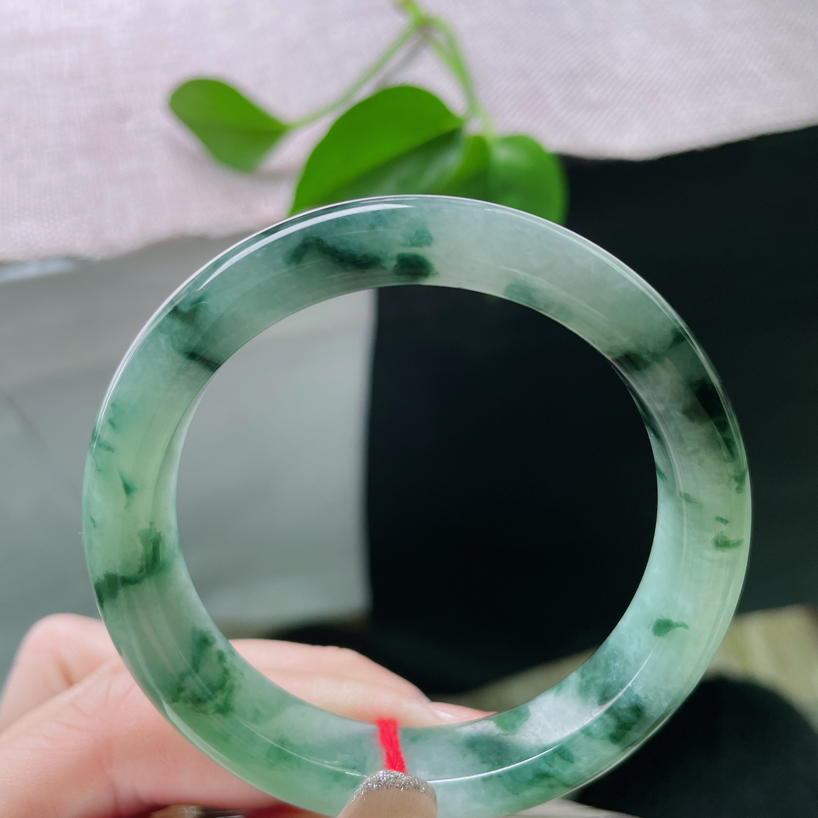 52.8/12/7.5，飘花正圈，水润，细腻，雅致，贵气，耐看