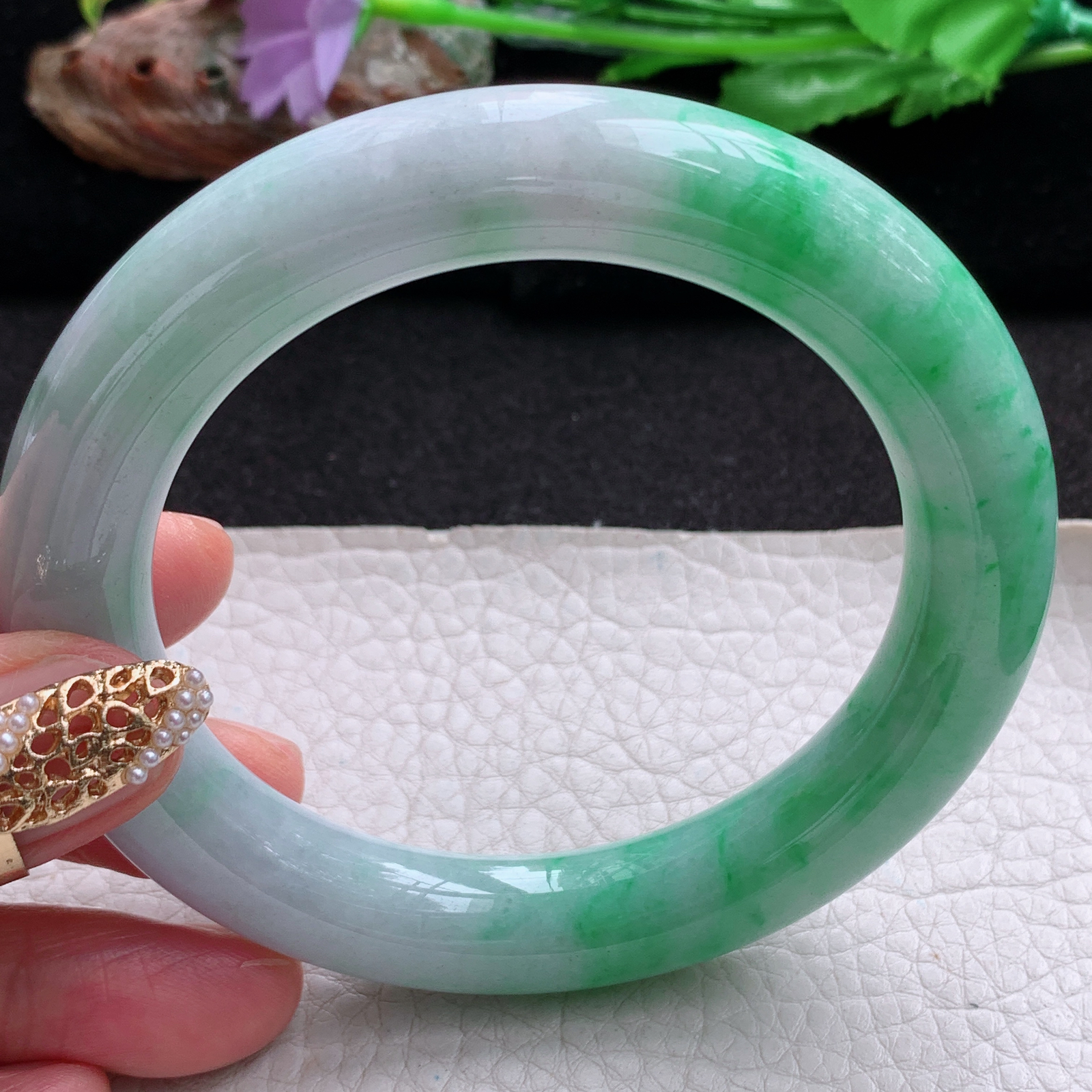 jx大圈口60*11.5*11.8招财美人镯 天然翡翠a货手镯飘绿花圆条正圈玉镯子