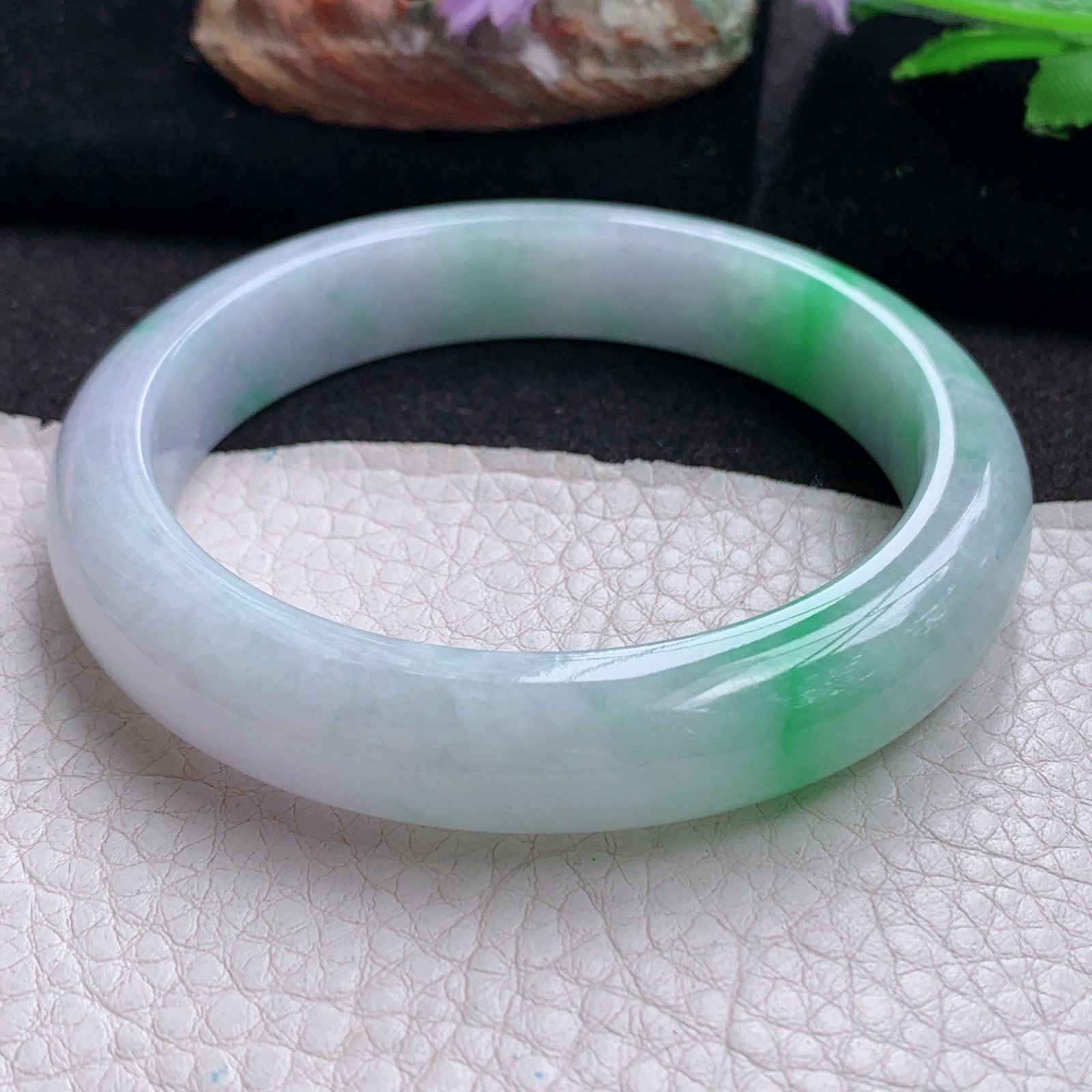 hy大圈口60*12.5*9平安镯 天然翡翠a货手镯飘阳绿胶感正圈玉镯子