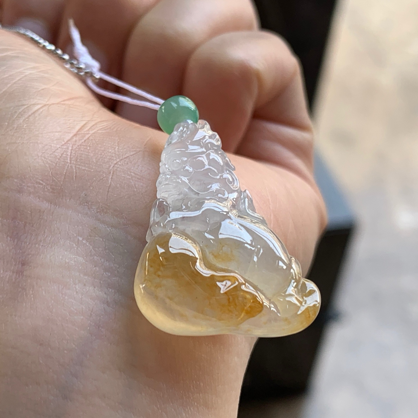 冰黄吊坠^_^招财麒麟 鲜艳冰透