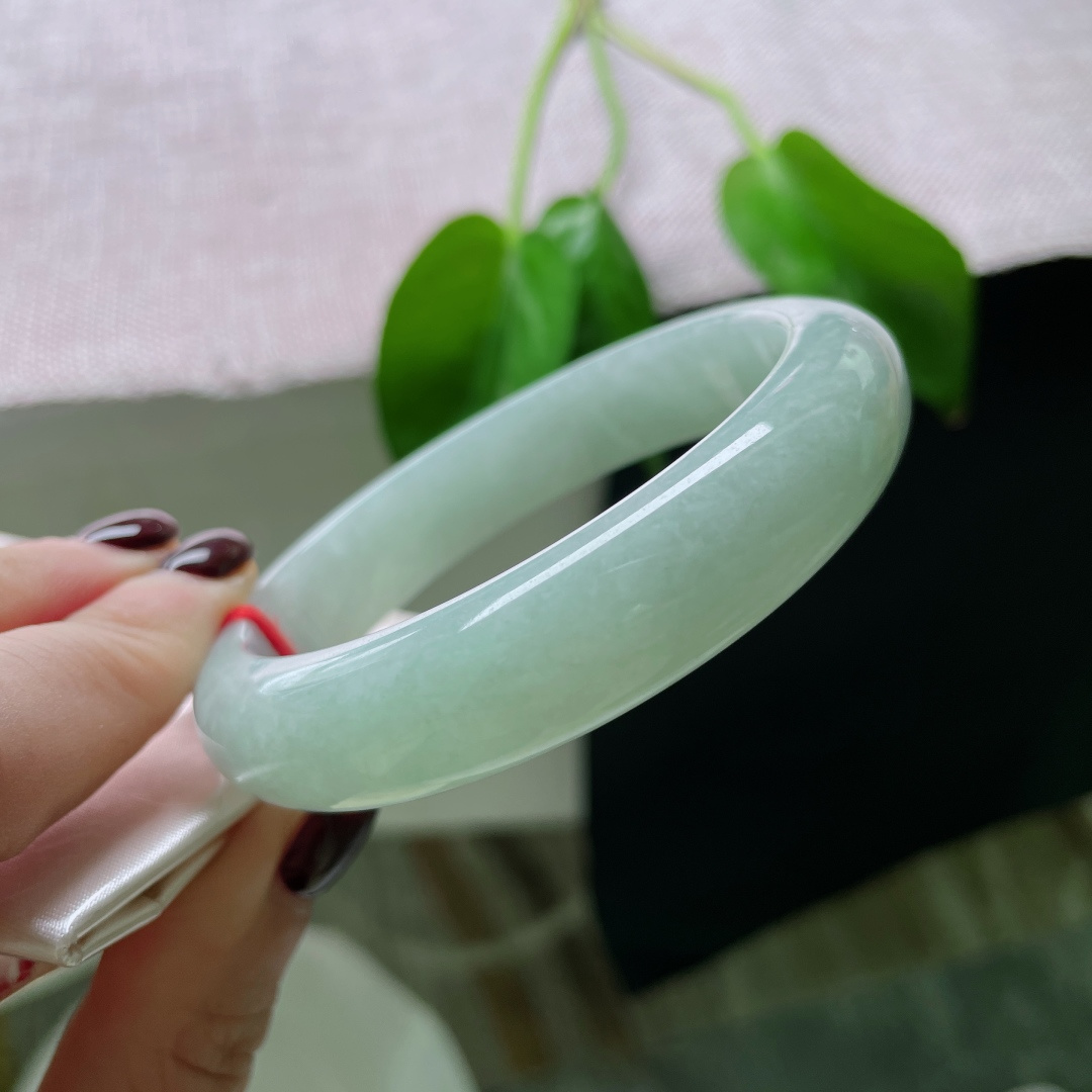 59.2/13.8/8.2，淡绿底正圈，色泽甜美，小清新，减龄显白，无裂，ss50709a