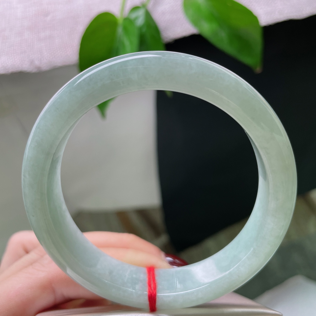 59.2/13.8/8.2，淡绿底正圈，色泽甜美，小清新，减龄显白，无裂，ss50709a