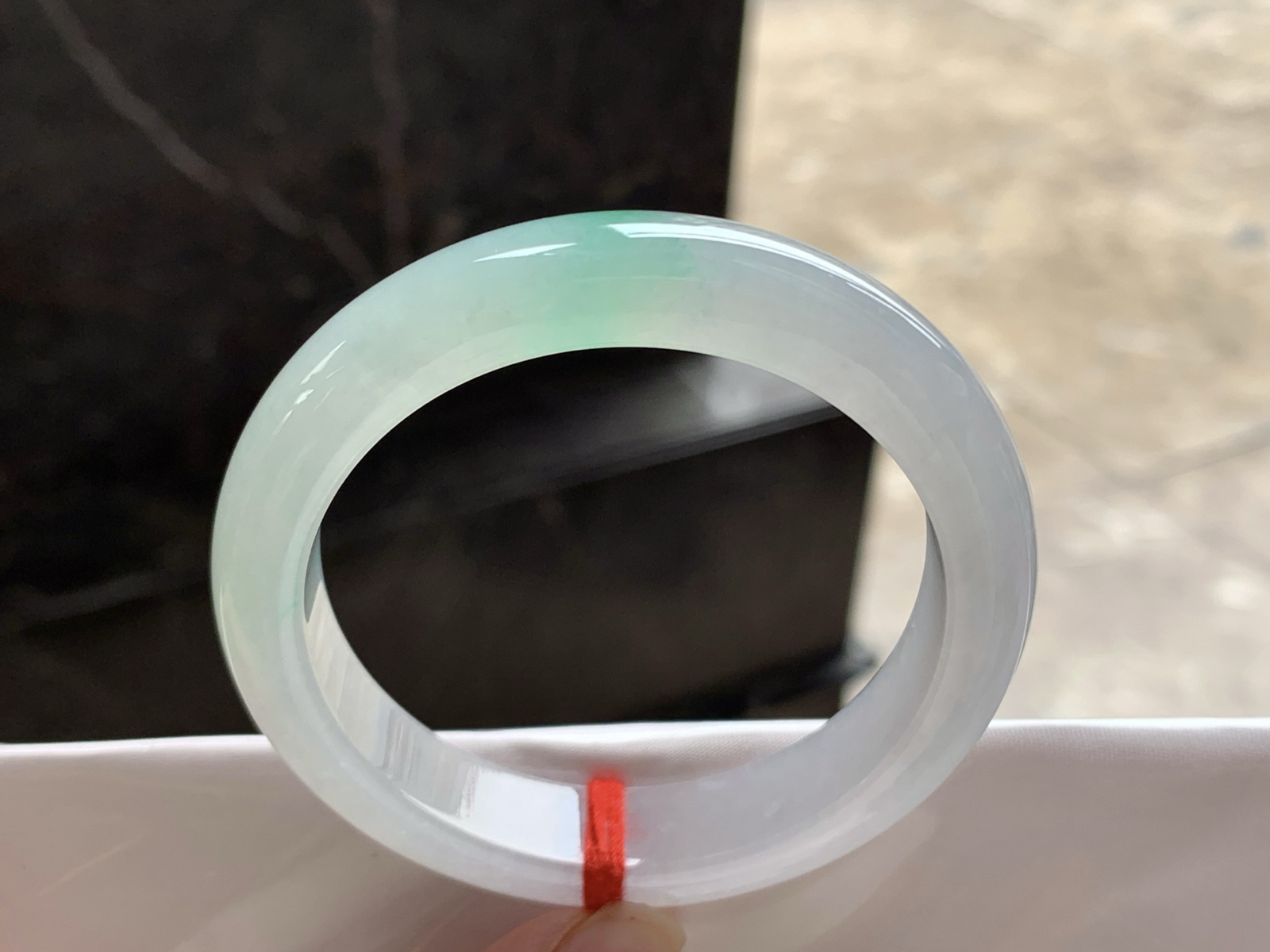 52-11.2-8.3

冰飘绿手镯^_^色阳