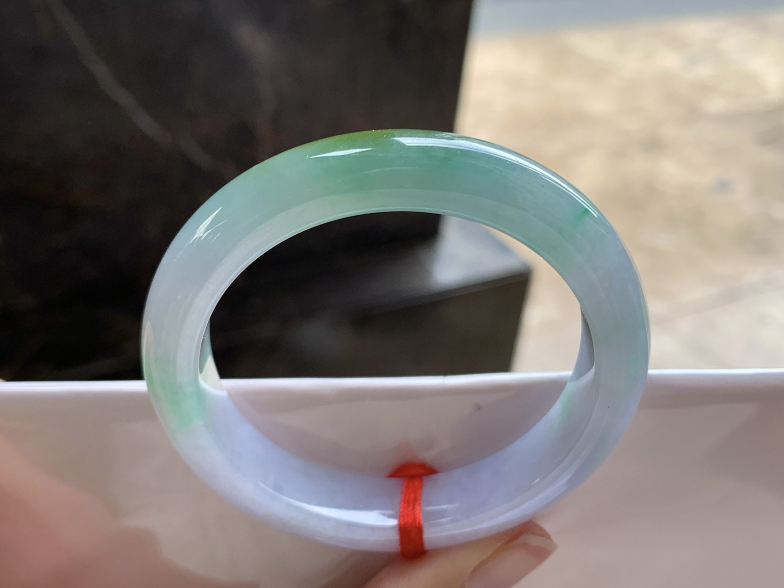 52-11.1-8

黄翡特色手镯^_^玉质温润