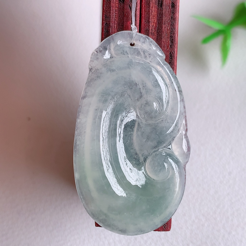 冰润吉祥如意翡翠吊坠  寓意“万事如意，吉祥如意,福寿绵长 心想事成”饱满大气，通透水润  W49.