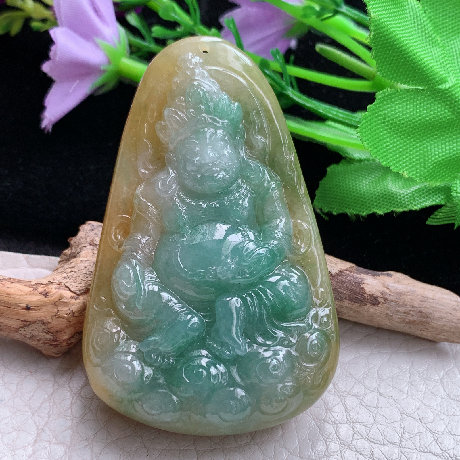 lz实拍63.9*40.8*13.9天然缅甸翡翠黄加绿黄财神 财爷玉吊坠 玉挂件