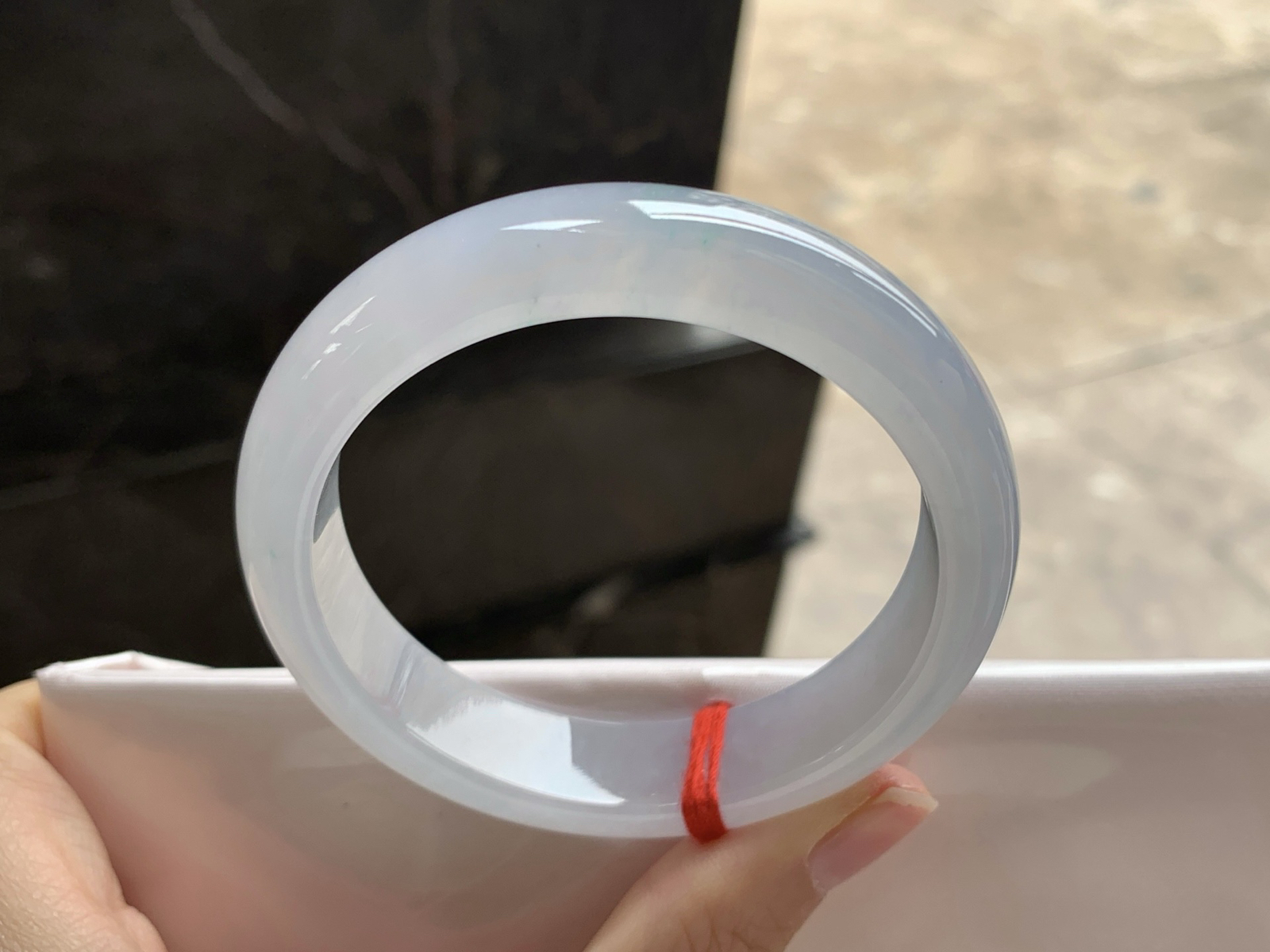 52-11.2-8.3

淡紫手镯^_^清新