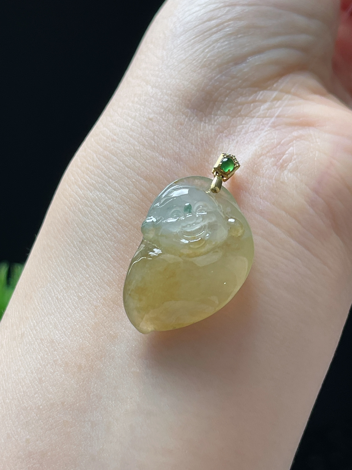 18k金翡翠冰糯黄佛公吊坠