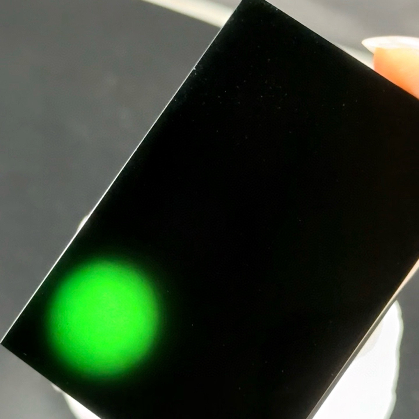 墨翠无事牌 种好色正 黑度极好 打灯通透 油性十足 尺寸60.9