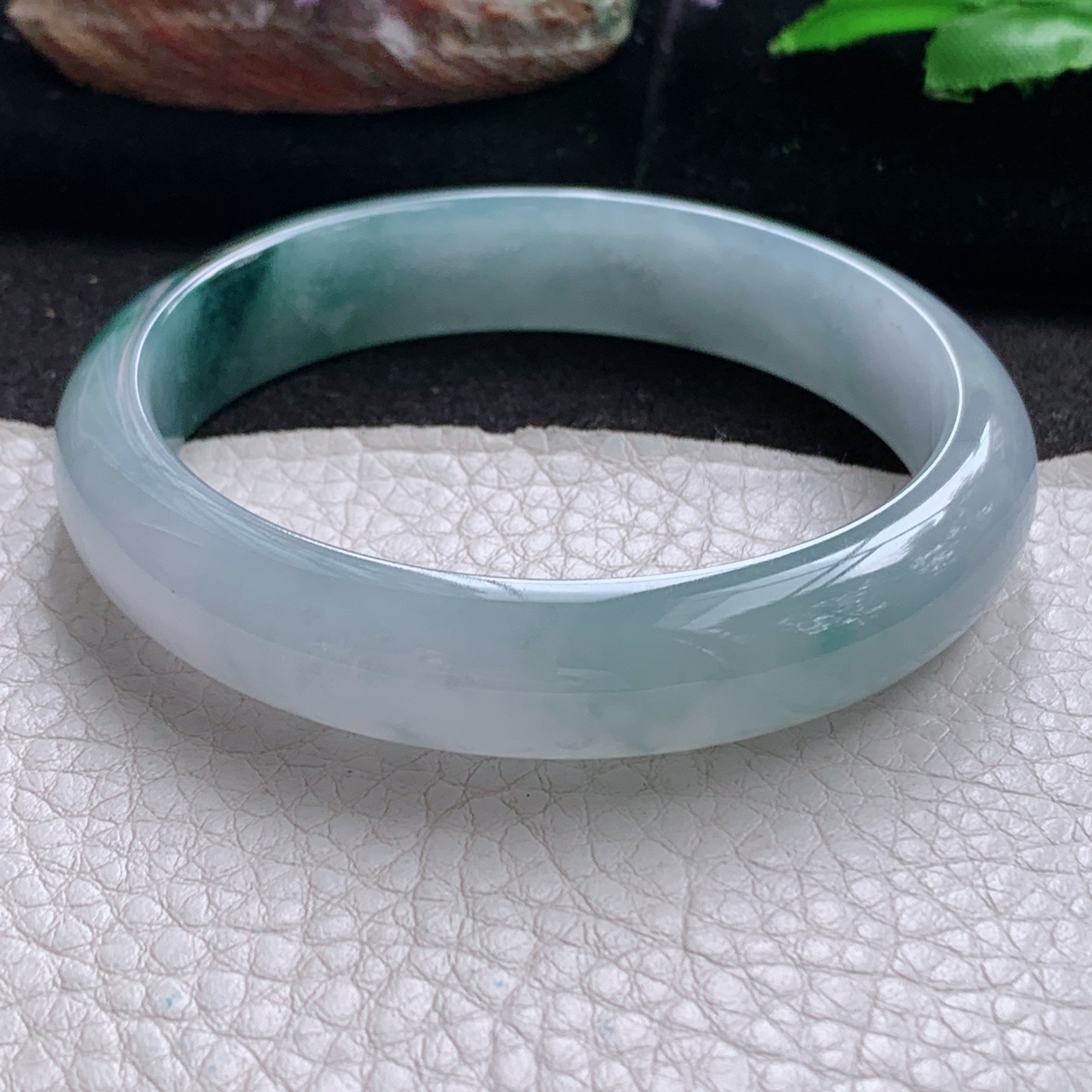 js实拍57.5*12.6*7.6平安镯 天然翡翠a货手镯冰飘花正圈玉镯子