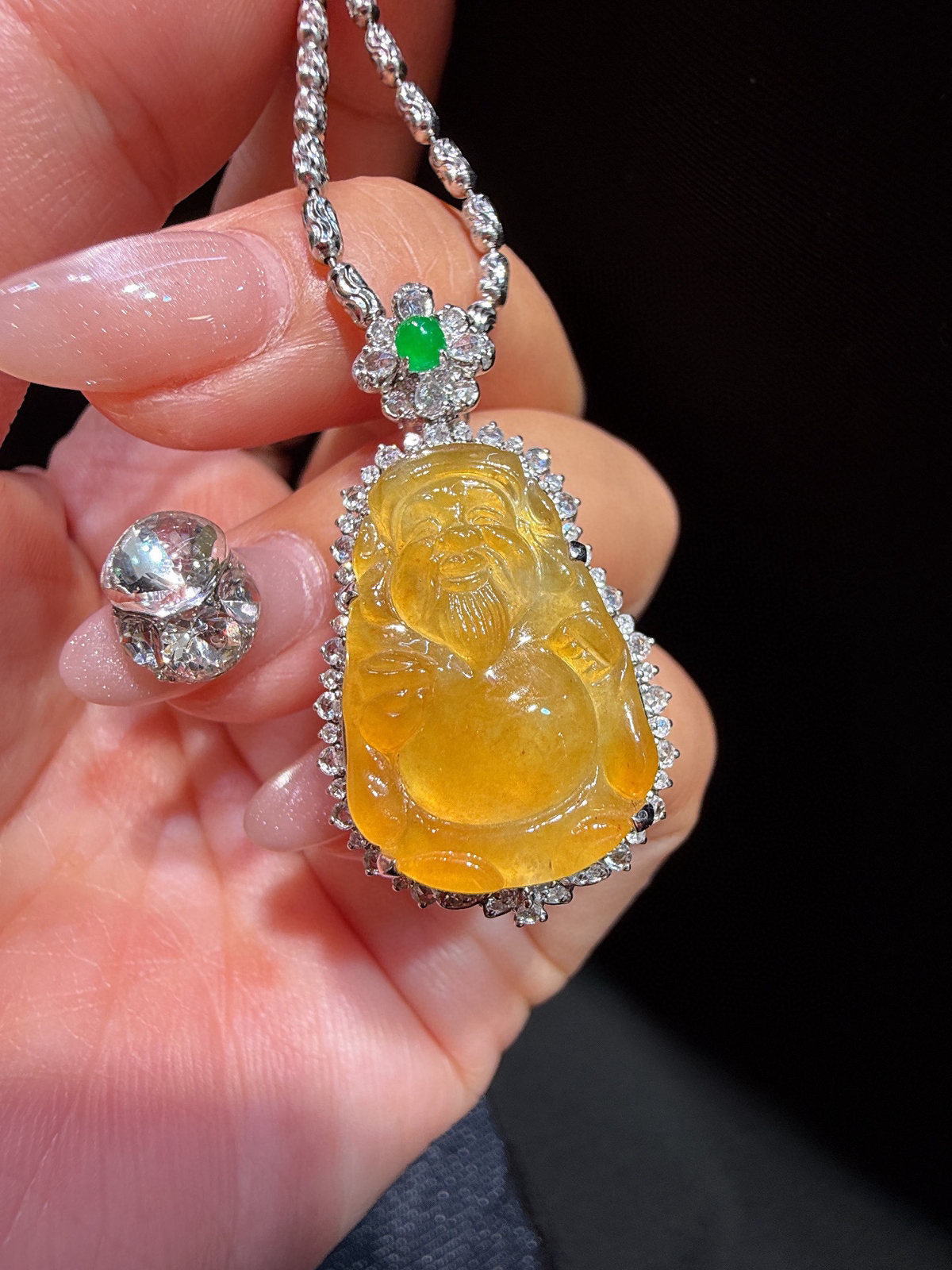 ️ 冰黄翡财神吊坠 精工雕刻 细腻水润 18k金钻豪华镶..