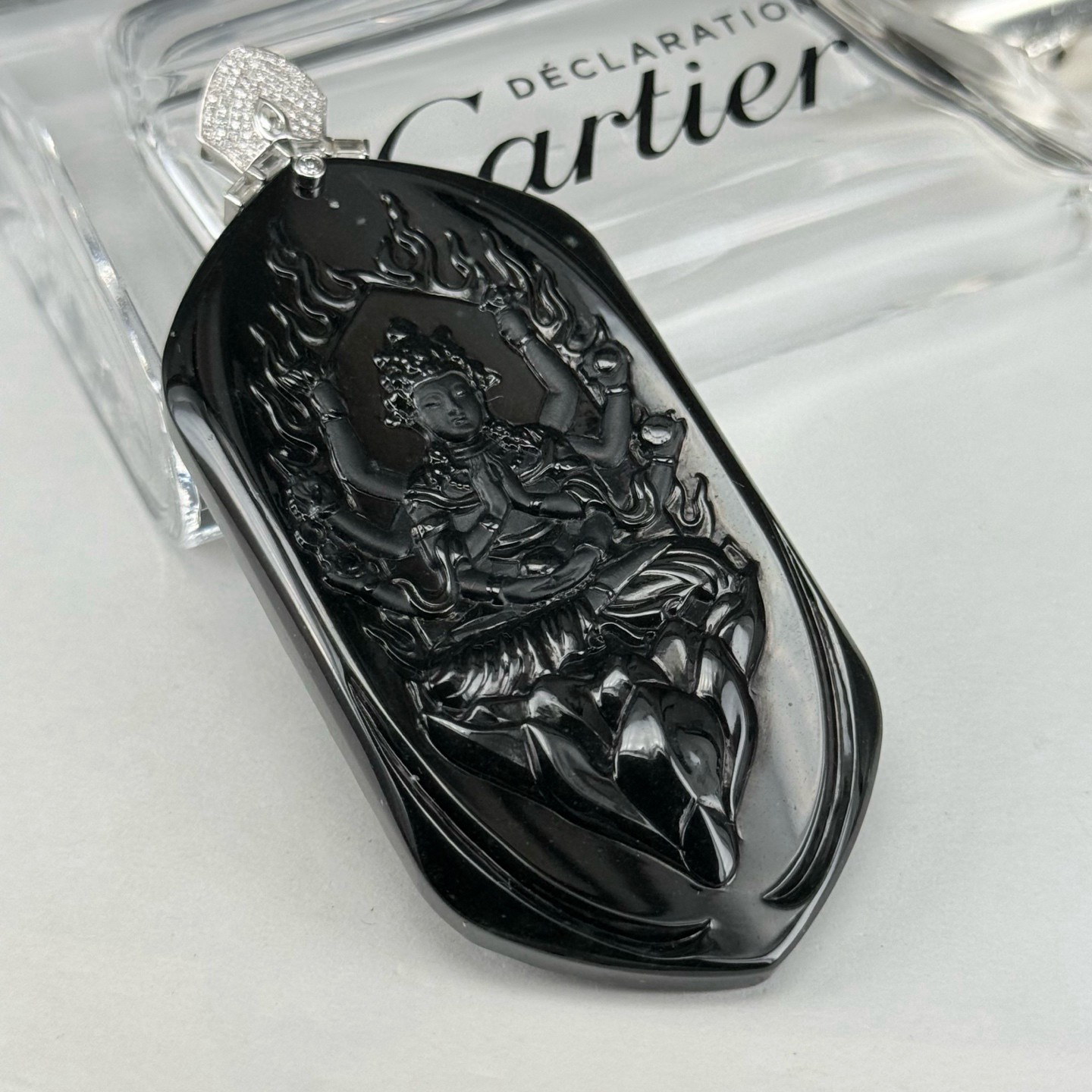 精品18k墨翠千手观音 种好色正 黑度极好 打灯通透 油性十足 尺寸80