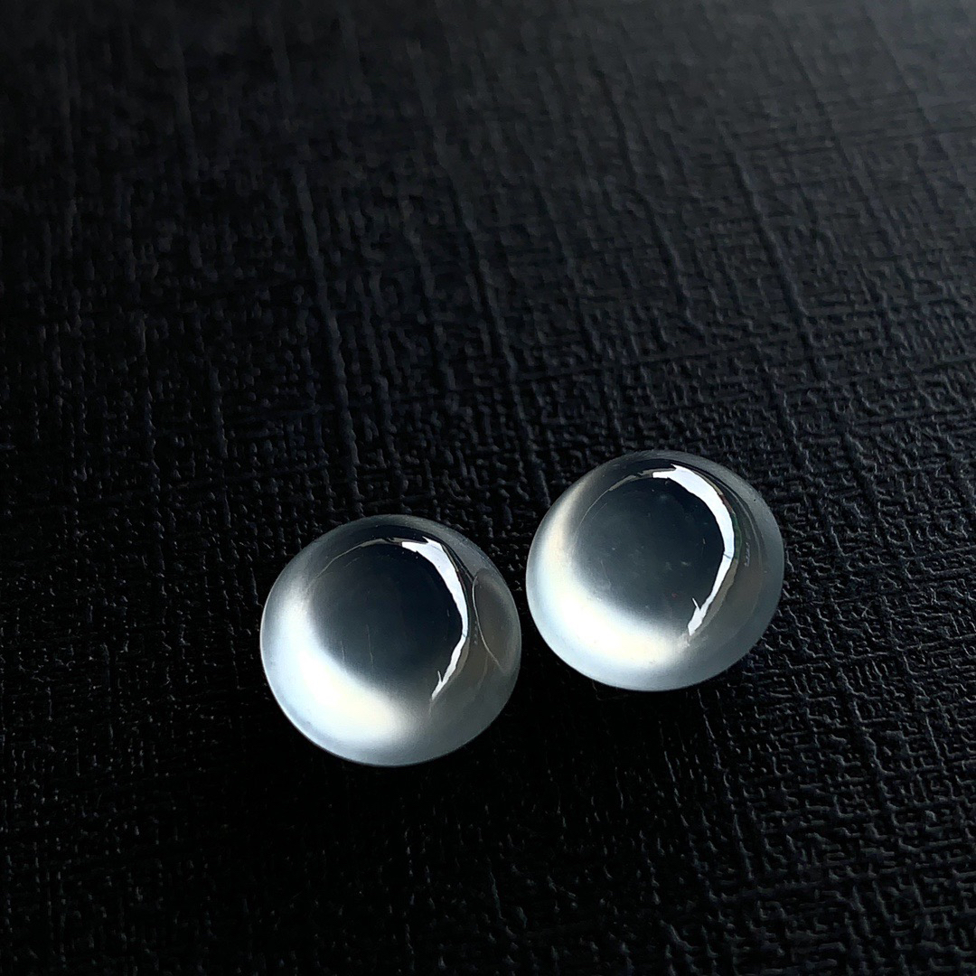 ️ 高冰蛋面一对，水头十足，胶感满
尺寸10.5×9.7×5.5 / 10.4×9.5×5.5