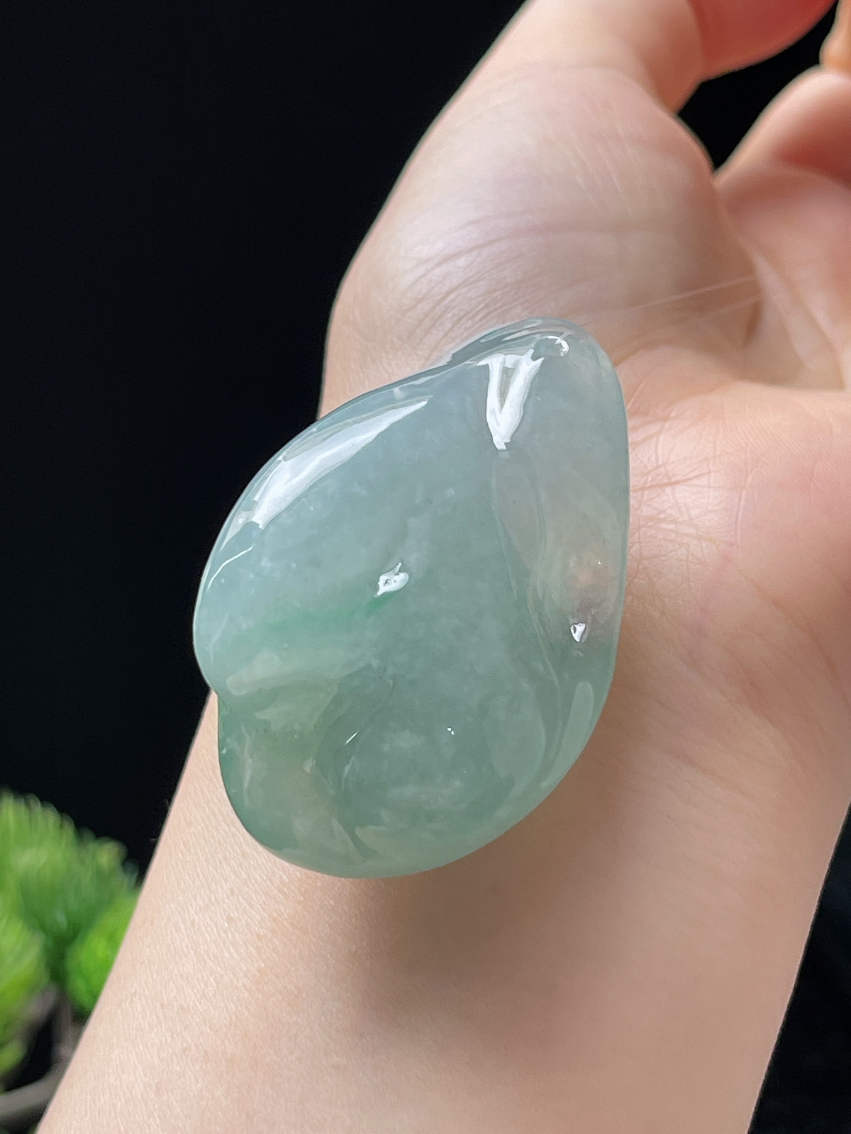 翡翠冰糯种绿色吊坠