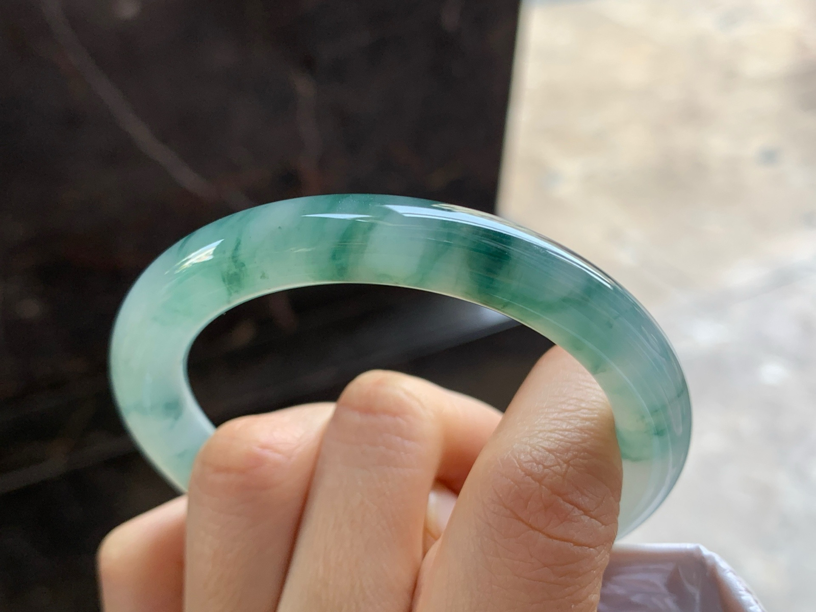 54-9.2

蓝花圆条手镯^_^飘花灵韵