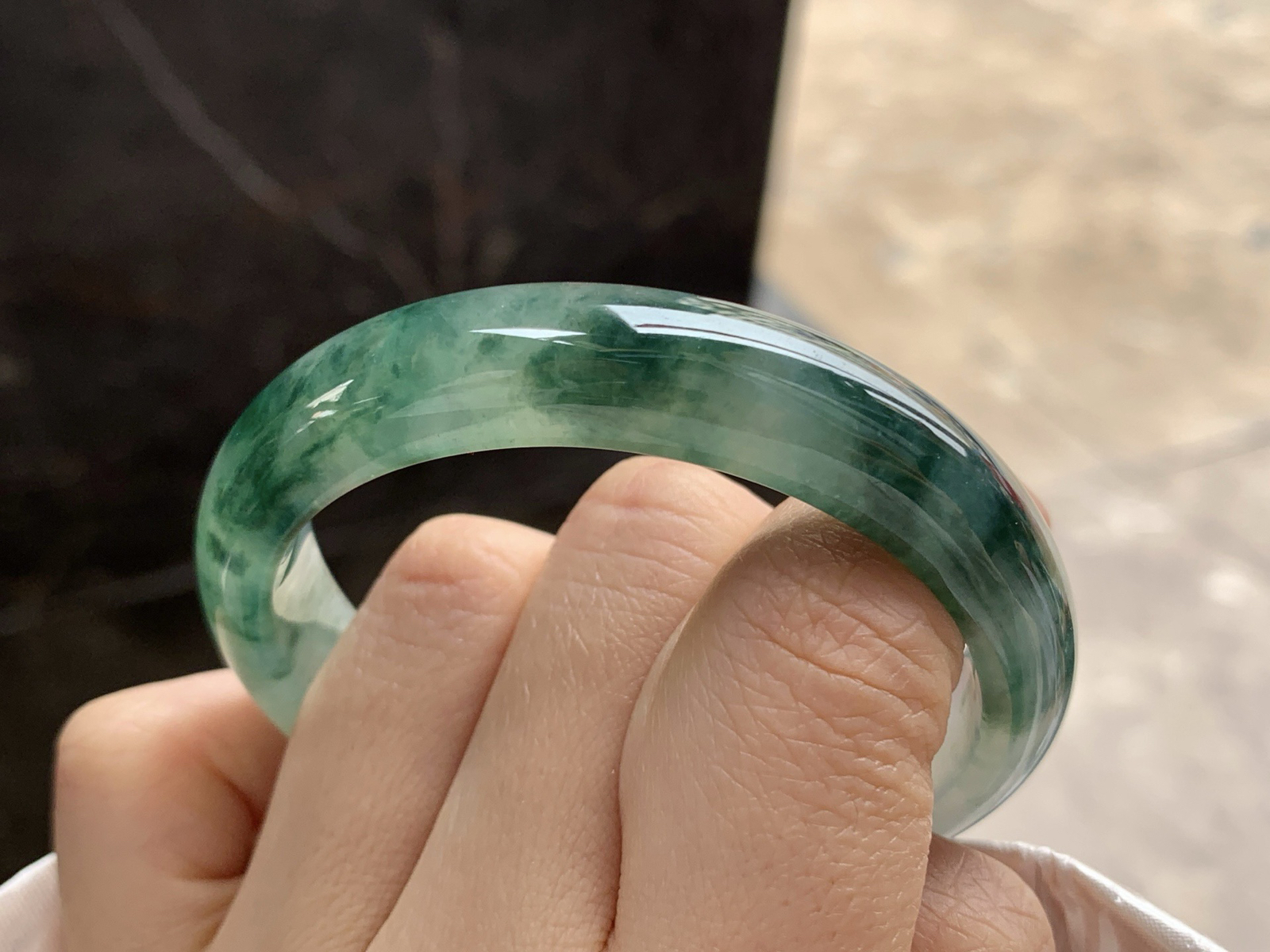 52.8-11.8-7

飘花贵妃手镯^_^正圈50可以带