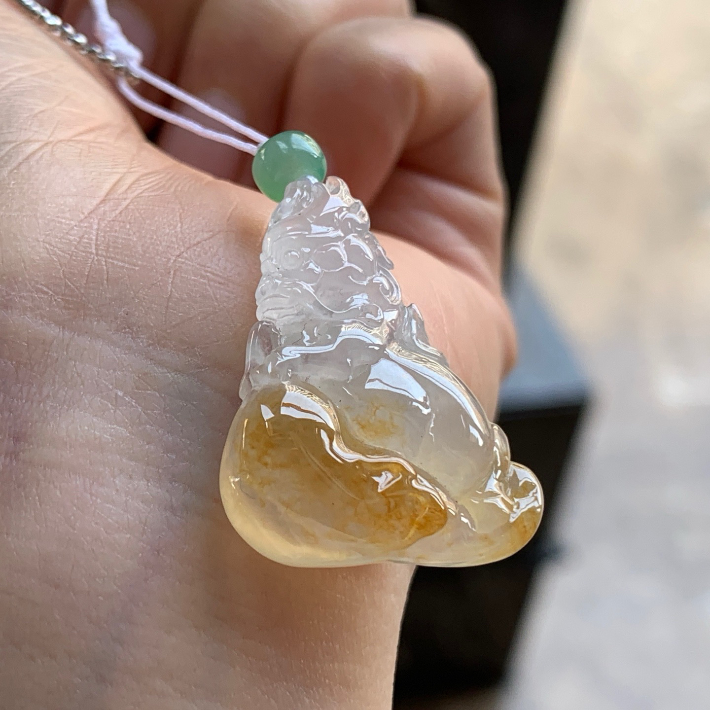 冰黄吊坠^_^招财麒麟 鲜艳冰透